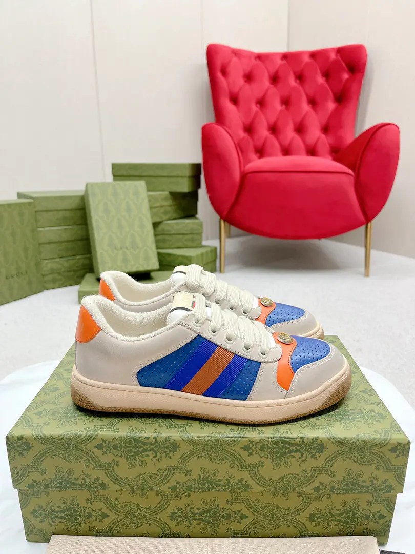 🅿️ Gucci————Requisition version GGThe series makes old dirty shoes.-The money comes in.！ Ten to nine, I'll pay. Current！Current！Current！New Colour Plus Push-Market terminal version！ Procuring original development….Fabulous. Material Otsumi! Details are random.！ The model Schwartz is one-by-one, and the drill is one-by-one......Metal cherry locket.……Metal binaryGCrystal cylinders……GucciOriginal custom-made narrowband…… Super Flash Series—Flash diamond chain..Cherry decorations can be removed, One to two, one to two, one., ♪ To promote your personality ♪ Skins of colored cattle..The handwork is very qualitative., Bring your own sense of excellence.！ I'll do the details., I'll take a line.. The original towel is more delicate and soft and more comfortable., Pocket Steel Double OriginalTPUOtsumi!(Lower width, Upper Narrow) Appendible packaging⭐️ Codes: Women35-40 Men39-44（Women41 Men45 Custom）