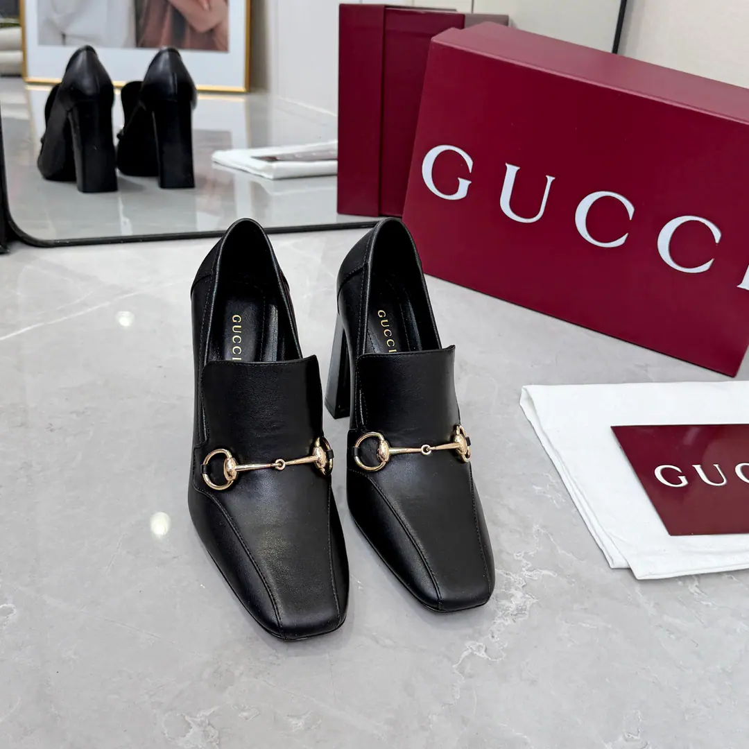 Gucci/Gustz! 26Newest single shoe. It's a very recognizable piece. The classic title buttons., And you're so charming., Designing to combine traditional inspiration with modern 100 styles, A little graceful. Fabulous.: Lamb skin./Brush Uchi. Foot.: Lamb skin. Otsumi!: That's a big one. He's tall.: 6cm/10cm Codes: 35-42（41 42No Refund for Speculation）