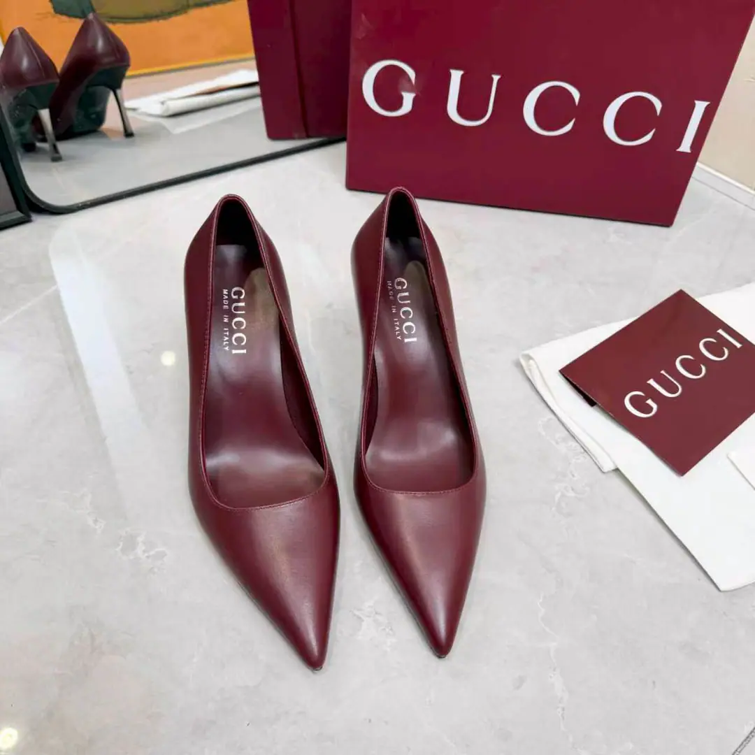 Gucci/Gustz! 26The latest electric-plated heels. Fabulous.: Bullskins./ Brush Uchi. Foot.: Lamb skin. Otsumi!: That's a big one. He's tall.: 5.5cm/8.5cm/11cm Codes: 35-42（41 42No Refund for Speculation）