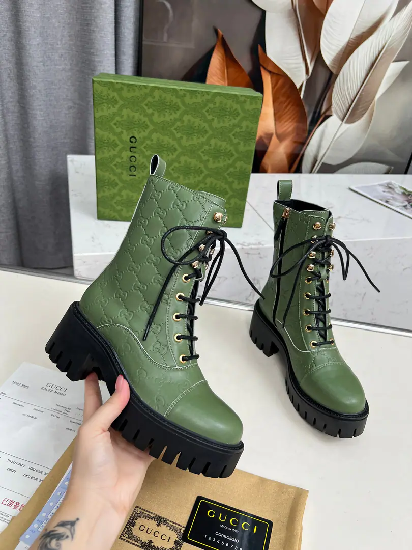 🌸 2025GucciGustler with ankle boots.GGTie your ankle boots. This is a brand-new boot.GGThe leather is carefully crafted., The brand, the elegance of beauty.. The boots are designed with bold contour., With the soles of rubber ditches., ♪ And while providing solid support ♪, Give the whole piece a modern fine tone.. Uchi.: Bullskins. He's tall.: 6centimetres Codes: 35-42#