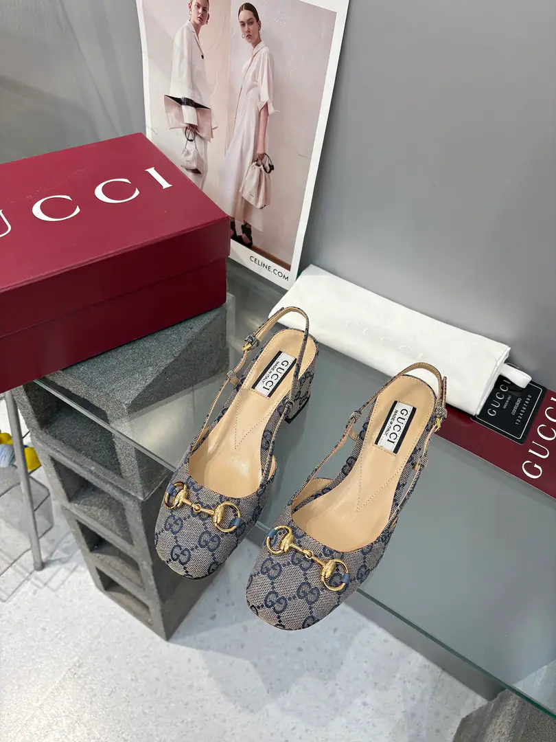 Plant prices Guch. Guccⅰ Classic girl shoes.:Original version 1-to-1 development, The shoes are carefully tuned., The fabric is original..Import of sheep skin.The plate is a hardware dish.GGButton It's so delicate and impeccable.！ Lamb skin.: Inside and on foot. He's tall.:5.5 Codes, 35-42（40.41 42Make a reservation.） Italy is a big-ass country., Original Packaging ！