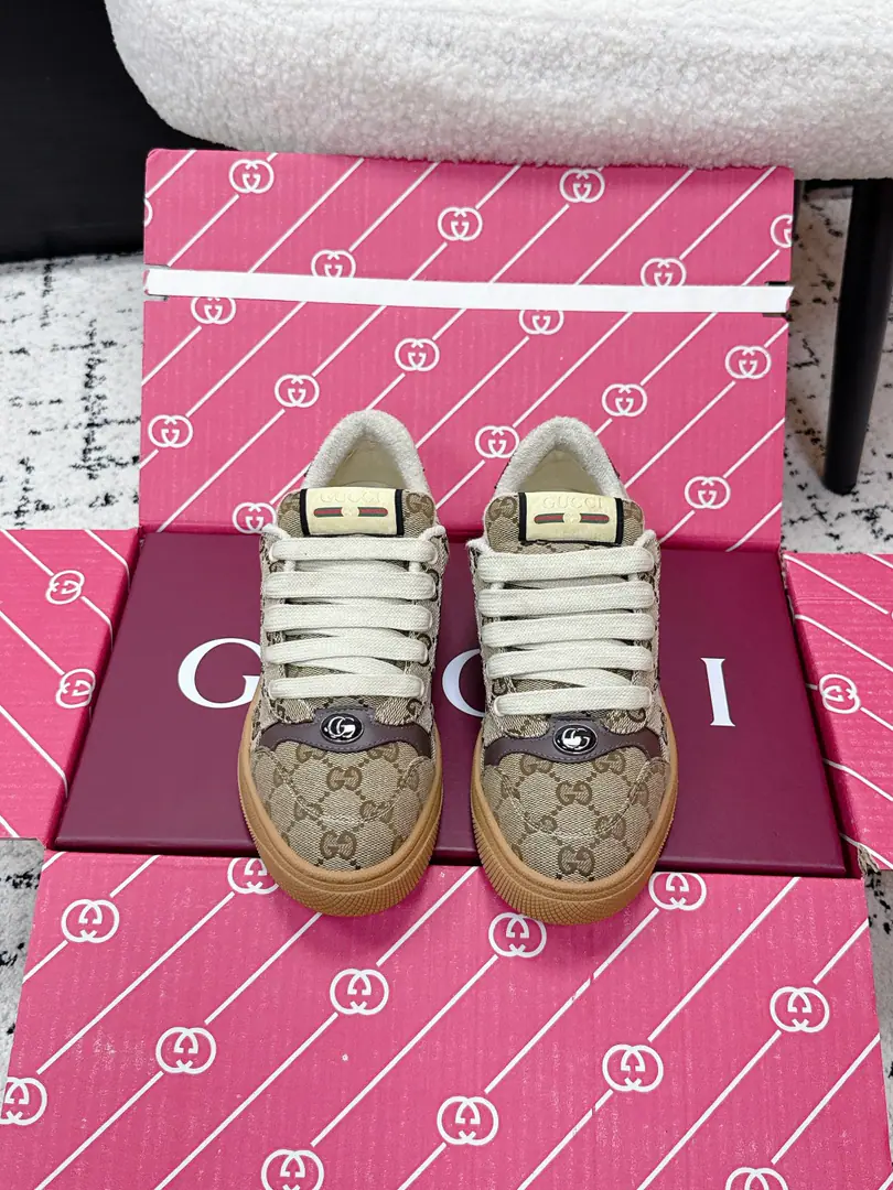 # Couple money. Gucc1 Gustz! 26/ Screener New paragraph The Classic Leisure Series of Dirt Shoes The classic series won't come out unless it's done well. The pressure-free version of the access counter is on display. Original1:1Delivery. Just for the best. No matter what the package is. Shoes. They're the best. ✔️Fabulous.: Original custom-made cow skin ✔️Uchi.: The original dyed the towel. ✔️Otsumi!: A sole mill.TpuOriginal Double-Back ✔️Size: 35-45（Women40Freeze! Men38 45No change.）