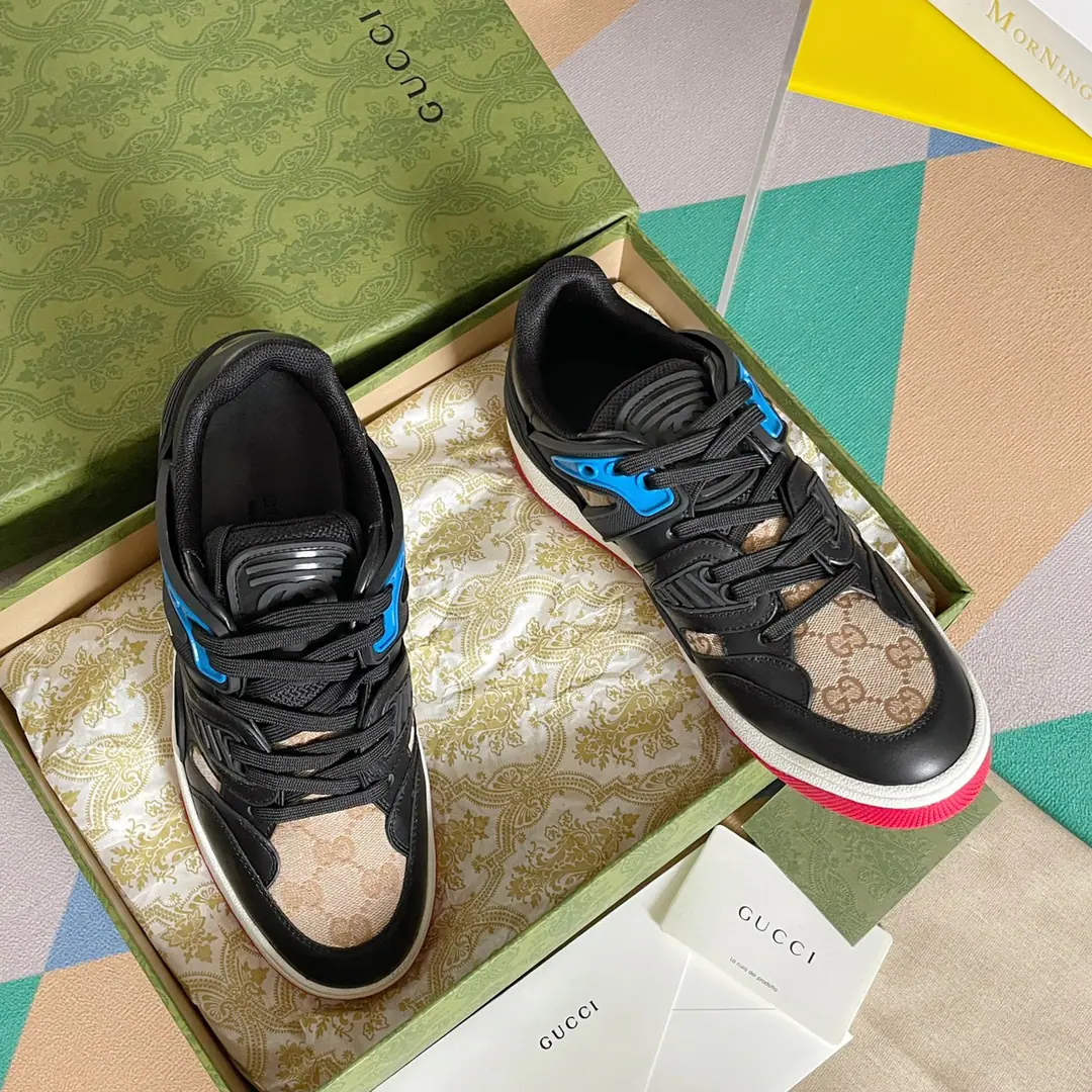 High Version:Low Gang! Gucci Gustz!BasketThe Goose Lover Movement. Basketball shoes. The original is bought to the bottom of a single-size model., Film development for goods2021LatestBasketThe couple's football shoes were hit by the most popular star money this summer. The neutral unique design is perfect for the current and fashion., Enjoy the color of the joy of the collision., I feel like a father's shoe. Rubber interbutted doubleGEmbellishment The visual pleasure of the color-shock design., Light up the whole thing.. The motor-like inspiration comes from90The basketball shoes.. This high-end shoe is integrated into the iconic elements and details., Show me the way you express yourself in the field of aesthetics.. Shoes mix with colored flour., Combining with a slight old effect Send a cabinet for fine packaging🛍📦 ▪️Fabulous.: Imports of specific cattle skins in original form ▪️Uchi.: Inside the air network. ▪️Shoes under the sole.: Original version to open ▪️Size: Men39-45