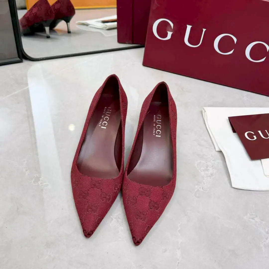 Gucci/Gustz! 26The latest electric-plated heels. Fabulous.: Bullskins./ Brush Uchi. Foot.: Lamb skin. Otsumi!: That's a big one. He's tall.: 5.5cm/8.5cm/11cm Codes: 35-42（41 42No Refund for Speculation）