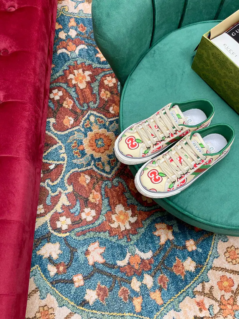 👑 NEW.✔︎ⒽⒽ ➫ 【G*ucci】Disney x G*ucci TennisCooperation series 1977The series of low-end combo shoes is new.🔥 __________________________ 🔺. Top Quality【G*ucci】G*ucci tennis 1977 Classic series of canvas shoes.……2022Fire-shocking recommendation., G+1977×Disney - It's a joint line.……GGThe canvas is a melting element. The regenerate is so strong. The classics and the love are perfect memories.！A retro-temporal fashion.2022MostinIt's a couple of days.insI really got the treasure., Every one of them., Different Fashion Elements, Every pair of them makes a new sense.. 2022Synchronise new color for cabinet, Original development custom, Every color fabric is custom-made., The big one is looking for something.！Every pair of shoes is to be used with an ID net.NFCChip, Market-level top version⚠Fabulous.: CustomGGE-memorning./5DPrint Mickey's fabric./The water is washed for the old canvas.: Customise towels to Buneri（The mats are fine. You can't open them.）Otsumi!: Original to open the big model 🎁Mickey's a match.DisneyBox, Other Colour Green Boxes…… （Shoe belt.: Same as the cabinet, with the rice and white shoelaces.） *.♡②⓪②②………………… ꫛꫀꪝ Go➫ Materials ①⸂⸂⸜👊⸝⸃⸃ Shoe.: Original SpecificGGThe canvas.+3DCartommy.+Art of embroidery+Sponge canvas. ②⸂⸂⸜👊⸝⸃⸃ Uchi.: Air towel cloth. Foot.: Air towel cloth. ③⸂⸂⸜👊⸝⸃⸃Shoes under the sole.: Original version to open ④⸂⸂⸜👊⸝⸃⸃Original packaging for cabinet. …………………………… ◼️ Size: Female size35-40（41No, no, no, no, no.） Female