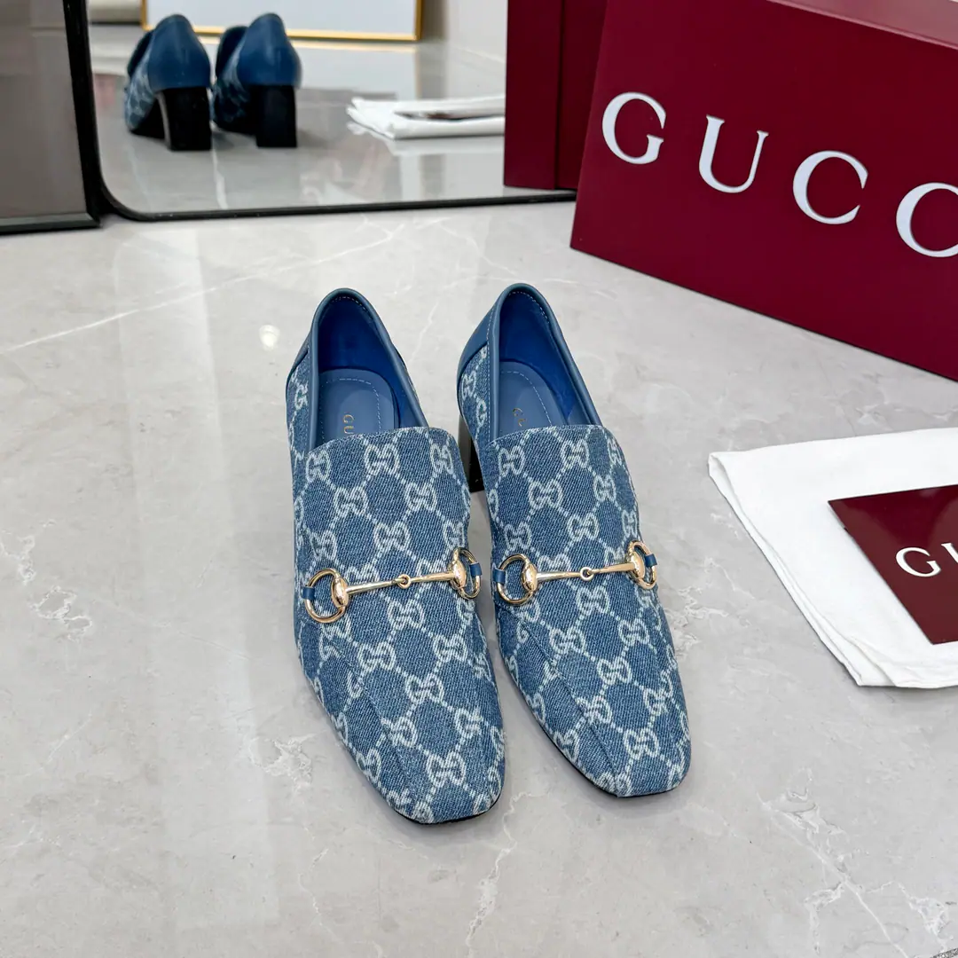Gucci/Gustz! 26Newest single shoe. It's a very recognizable piece. The classic title buttons., And you're so charming., Designing to combine traditional inspiration with modern 100 styles, A little graceful. Fabulous.: Lamb skin./Brush Uchi. Foot.: Lamb skin. Otsumi!: That's a big one. He's tall.: 6cm/10cm Codes: 35-42（41 42No Refund for Speculation）