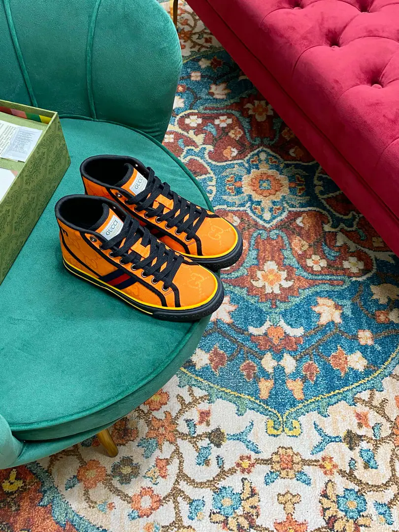👑 NEW.✔︎ⒽⒽ ➫ 【G*ucci】Disney x G*ucci TennisCooperation series 1977The high-end canvassing shoes are new to the couple.🔥 __________________________ 🔺. Top Quality【G*ucci】G*ucci tennis 1977 Classic series of canvas shoes.……2022Fire-shocking recommendation., G+1977×Disney - It's a joint line.……GGThe canvas is a melting element. The regenerate is so strong. The classics and the love are perfect memories.！A retro-temporal fashion.2022MostinIt's a couple of days.insI really got the treasure., Every one of them., Different Fashion Elements, Every pair of them makes a new sense.. 2022Synchronise new color for cabinet, Original development custom, Every color fabric is custom-made., The big one is looking for something.！Every pair of shoes is to be used with an ID net.NFCChip, Market-level top version⚠Fabulous.: CustomGGE-memorning./5DPrint Mickey's fabric./The water is washed for the old canvas.: Customise towels to Buneri（The mats are fine. You can't open them.）Otsumi!: Original to open the big model 🎁Mickey's a match.DisneyBox, Other Colour Green Boxes…… （Shoe belt.: Same as the cabinet, with the rice and white shoelaces.） *.♡②⓪②②………………… ꫛꫀꪝ Go➫ Materials ①⸂⸂⸜👊⸝⸃⸃ Shoe.: Original SpecificGGThe canvas.+3DCartommy.+Art of embroidery+Sponge canvas. ②⸂⸂⸜👊⸝⸃⸃ Uchi.: Air towel cloth. Foot.: Air towel cloth. ③⸂⸂⸜👊⸝⸃⸃Shoes under the sole.: Original version to open ④⸂⸂⸜👊⸝⸃⸃Original packaging for cabinet. …………………………… ◼️ Size: Female size35-40（41No, no, no, no, no.） Men39-44（45No, no, no, no, no.）