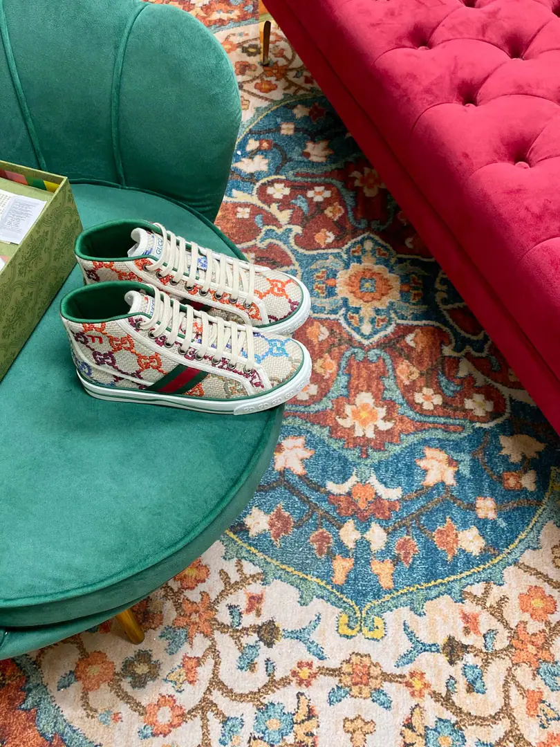👑 NEW.✔︎ⒽⒽ ➫ 【G*ucci】Disney x G*ucci TennisCooperation series 1977The high-end canvassing shoes are new to the couple.🔥 __________________________ 🔺. Top Quality【G*ucci】G*ucci tennis 1977 Classic series of canvas shoes.……2022Fire-shocking recommendation., G+1977×Disney - It's a joint line.……GGThe canvas is a melting element. The regenerate is so strong. The classics and the love are perfect memories.！A retro-temporal fashion.2022MostinIt's a couple of days.insI really got the treasure., Every one of them., Different Fashion Elements, Every pair of them makes a new sense.. 2022Synchronise new color for cabinet, Original development custom, Every color fabric is custom-made., The big one is looking for something.！Every pair of shoes is to be used with an ID net.NFCChip, Market-level top version⚠Fabulous.: CustomGGE-memorning./5DPrint Mickey's fabric./The water is washed for the old canvas.: Customise towels to Buneri（The mats are fine. You can't open them.）Otsumi!: Original to open the big model 🎁Mickey's a match.DisneyBox, Other Colour Green Boxes…… （Shoe belt.: Same as the cabinet, with the rice and white shoelaces.） *.♡②⓪②②………………… ꫛꫀꪝ Go➫ Materials ①⸂⸂⸜👊⸝⸃⸃ Shoe.: Original SpecificGGThe canvas.+3DCartommy.+Art of embroidery+Sponge canvas. ②⸂⸂⸜👊⸝⸃⸃ Uchi.: Air towel cloth. Foot.: Air towel cloth. ③⸂⸂⸜👊⸝⸃⸃Shoes under the sole.: Original version to open ④⸂⸂⸜👊⸝⸃⸃Original packaging for cabinet. …………………………… ◼️ Size: Female size35-40（41No, no, no, no, no.） Men39-44（45No, no, no, no, no.）