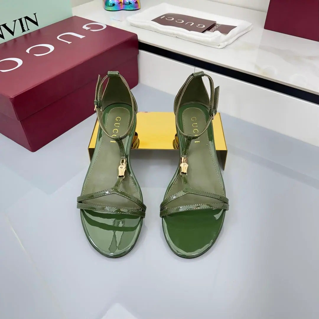 Plant price GUCCI/Gustz! 25ssA classic horse-stamped toe slippers. Top Version！Original1:1Repeat, Welcome to the comparison.！The symbol of the Asakoma brand re-emerging classic e-A-G-D-D-E-E-E-E-E-E-E-E-E-E-E-E-E-E-E-E-E-E-E-E-E-E-E-E-E-E-E-E-E-E-E-E-E-E-E-E-E-E-E-E-E-E-E-E-E-E-E-E-E-E-E-E-E-E-E-E-E-E-E-E-E-E-E-E-E-E-E-E-E-E-E-E-E-E-E-E-E-E-E-E-E-E-E-E-E-E-E-E-E-E-E-E-E-E-E-E-E-E-E-E-E-E-E-E-E-E-E-E-E-E-E-E-E-E-E-E-E-E-E-E-E-E-E-E-E-E-E-E-E-E-E-E-E-E-E-E-E-E-E-E-E-E-E-E-E-E-E-E-E-E-E-E-E-E-E-E-E-E-E-E, The gold tweaking suit of this slipper is a fashion charm for the season.！ ◾️Shoe.: Bullskins./Original Shirts ◾️Uchi./Foot.: Lamb skin. ◾️Shoes under the sole.: Italian top import is really skin. ◾️Size: 35-42（41 42I'll make sure I don't change it.） 👉 👉