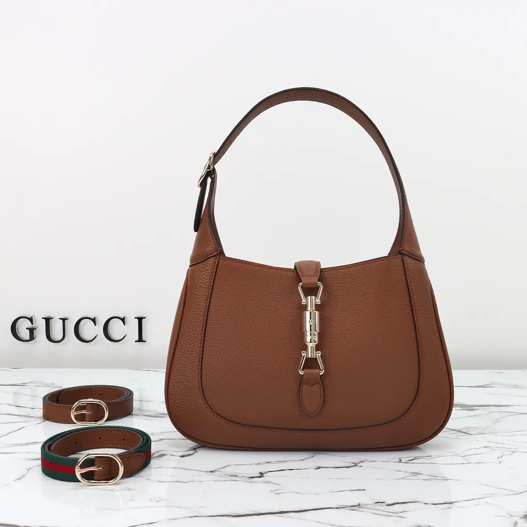 🌟🌟GUCCICounter Quality, Original factory skin, Paragraph810232Brown leather branches.🎈🎈🎈Dimensions: Kuan27.5xHigh19xSide Wide4cm. 🎉🎉🎉Out-of-pocket shipment！