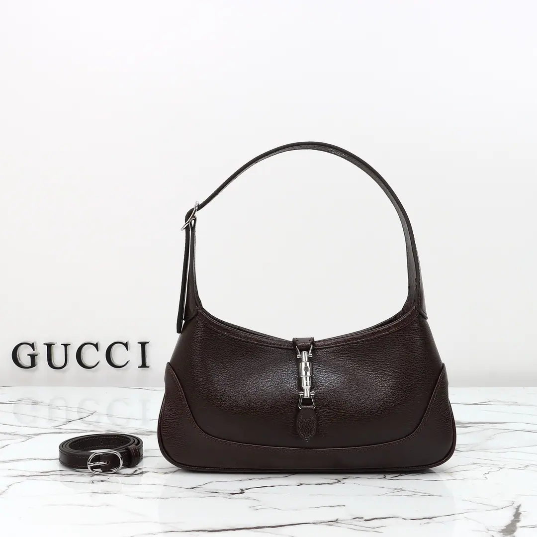 🌟🌟GUCCICounter Quality, Original factory skin, Paragraph863137Brown leather./In the sheep's skin.🎈🎈🎈Dimensions: Kuan27xHigh13xSide Wide3.5cm. 🎉🎉🎉Out-of-pocket shipment！