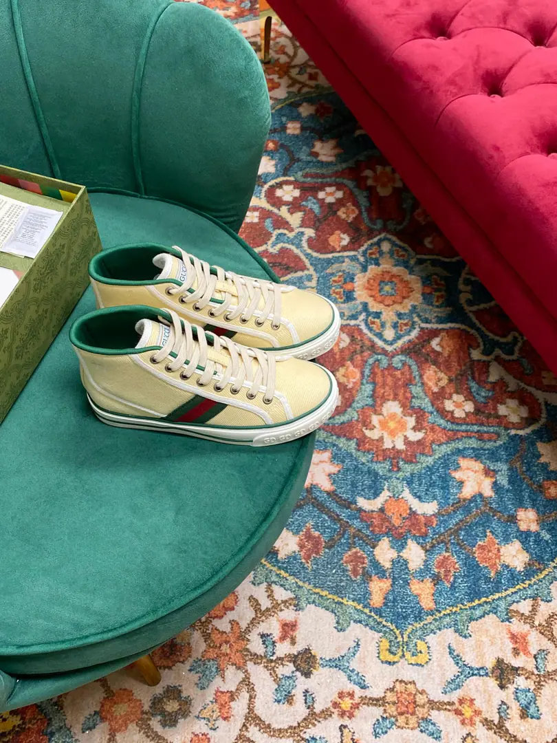 👑 NEW.✔︎ⒽⒽ ➫ 【G*ucci】Disney x G*ucci TennisCooperation series 1977The high-end canvassing shoes are new to the couple.🔥 __________________________ 🔺. Top Quality【G*ucci】G*ucci tennis 1977 Classic series of canvas shoes.……2022Fire-shocking recommendation., G+1977×Disney - It's a joint line.……GGThe canvas is a melting element. The regenerate is so strong. The classics and the love are perfect memories.！A retro-temporal fashion.2022MostinIt's a couple of days.insI really got the treasure., Every one of them., Different Fashion Elements, Every pair of them makes a new sense.. 2022Synchronise new color for cabinet, Original development custom, Every color fabric is custom-made., The big one is looking for something.！Every pair of shoes is to be used with an ID net.NFCChip, Market-level top version⚠Fabulous.: CustomGGE-memorning./5DPrint Mickey's fabric./The water is washed for the old canvas.: Customise towels to Buneri（The mats are fine. You can't open them.）Otsumi!: Original to open the big model 🎁Mickey's a match.DisneyBox, Other Colour Green Boxes…… （Shoe belt.: Same as the cabinet, with the rice and white shoelaces.） *.♡②⓪②②………………… ꫛꫀꪝ Go➫ Materials ①⸂⸂⸜👊⸝⸃⸃ Shoe.: Original SpecificGGThe canvas.+3DCartommy.+Art of embroidery+Sponge canvas. ②⸂⸂⸜👊⸝⸃⸃ Uchi.: Air towel cloth. Foot.: Air towel cloth. ③⸂⸂⸜👊⸝⸃⸃Shoes under the sole.: Original version to open ④⸂⸂⸜👊⸝⸃⸃Original packaging for cabinet. …………………………… ◼️ Size: Female size35-40（41No, no, no, no, no.） Men39-44（45No, no, no, no, no.）