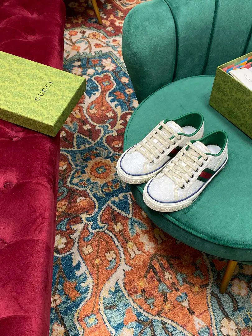 👑 NEW.✔︎ⒽⒽ ➫ 【G*ucci】Disney x G*ucci TennisCooperation series 1977The series of low-end combo shoes is new.🔥 __________________________ 🔺. Top Quality【G*ucci】G*ucci tennis 1977 Classic series of canvas shoes.……2022Fire-shocking recommendation., G+1977×Disney - It's a joint line.……GGThe canvas is a melting element. The regenerate is so strong. The classics and the love are perfect memories.！A retro-temporal fashion.2022MostinIt's a couple of days.insI really got the treasure., Every one of them., Different Fashion Elements, Every pair of them makes a new sense.. 2022Synchronise new color for cabinet, Original development custom, Every color fabric is custom-made., The big one is looking for something.！Every pair of shoes is to be used with an ID net.NFCChip, Market-level top version⚠Fabulous.: CustomGGE-memorning./5DPrint Mickey's fabric./The water is washed for the old canvas.: Customise towels to Buneri（The mats are fine. You can't open them.）Otsumi!: Original to open the big model 🎁Mickey's a match.DisneyBox, Other Colour Green Boxes…… （Shoe belt.: Same as the cabinet, with the rice and white shoelaces.） *.♡②⓪②②………………… ꫛꫀꪝ Go➫ Materials ①⸂⸂⸜👊⸝⸃⸃ Shoe.: Original SpecificGGThe canvas.+3DCartommy.+Art of embroidery+Sponge canvas. ②⸂⸂⸜👊⸝⸃⸃ Uchi.: Air towel cloth. Foot.: Air towel cloth. ③⸂⸂⸜👊⸝⸃⸃Shoes under the sole.: Original version to open ④⸂⸂⸜👊⸝⸃⸃Original packaging for cabinet. …………………………… ◼️ Size: Female size35-40（41No, no, no, no, no.） Men39-44（45No, no, no, no, no.）