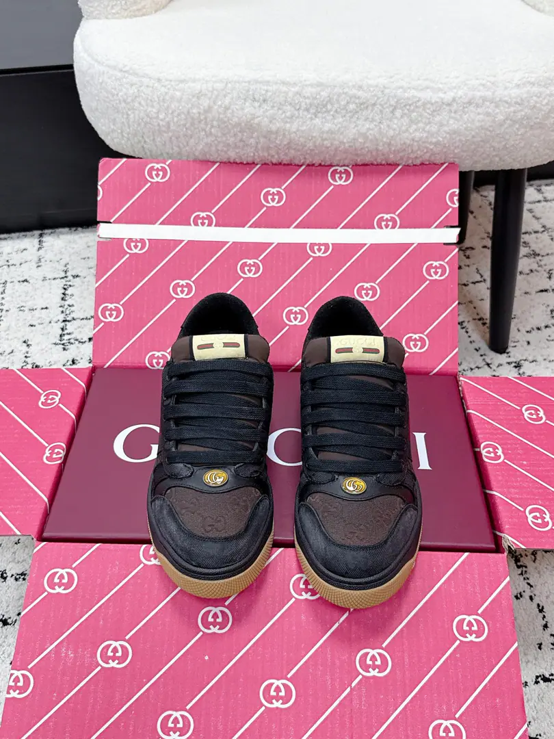 # Couple money. Gucc1 Gustz! 26/ Screener New paragraph The Classic Leisure Series of Dirt Shoes The classic series won't come out unless it's done well. The pressure-free version of the access counter is on display. Original1:1Delivery. Just for the best. No matter what the package is. Shoes. They're the best. ✔️Fabulous.: Original custom-made cow skin ✔️Uchi.: The original dyed the towel. ✔️Otsumi!: A sole mill.TpuOriginal Double-Back ✔️Size: 35-45（Women40Freeze! Men38 45No change.）