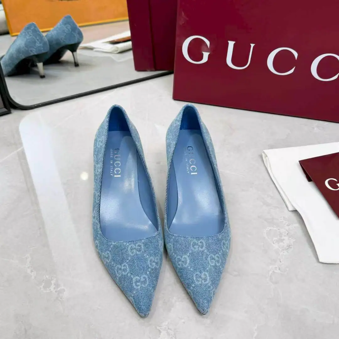 Gucci/Gustz! 26The latest electric-plated heels. Fabulous.: Bullskins./ Brush Uchi. Foot.: Lamb skin. Otsumi!: That's a big one. He's tall.: 5.5cm/8.5cm/11cm Codes: 35-42（41 42No Refund for Speculation）