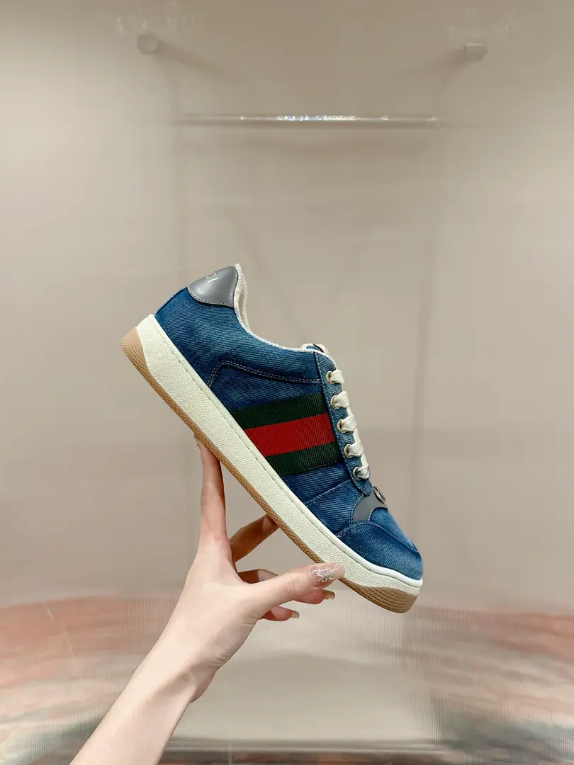 🅿️ Gucci————Requisition version GGThe series makes old dirty shoes.-The money comes in.！ Ten to nine, I'll pay. Current！Current！Current！New Colour Plus Push-Market terminal version！ Procuring original development….Fabulous. Material Otsumi! Details are random.！ The model Schwartz is one-by-one, and the drill is one-by-one......Metal cherry locket.……Metal binaryGCrystal cylinders……GucciOriginal custom-made narrowband…… Super Flash Series—Flash diamond chain..Cherry decorations can be removed, One to two, one to two, one., ♪ To promote your personality ♪ Skins of colored cattle..The handwork is very qualitative., Bring your own sense of excellence.！ I'll do the details., I'll take a line.. The original towel is more delicate and soft and more comfortable., Pocket Steel Double OriginalTPUOtsumi!(Lower width, Upper Narrow) Appendible packaging⭐️ Codes: Women35-40 Men39-44（Women41 Men45 Custom）