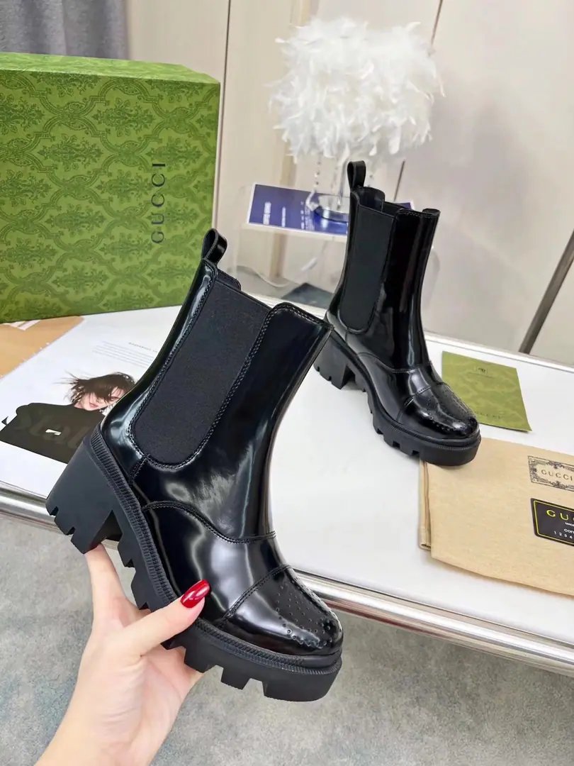 🍓 GUCCI New sale.7Inches of boots. It's a great combination of a loose design on both sides., Easy to wear., Shoehead laser.LogoThe ancient English wind. He's tall.: 6cm Fabulous.: Open the beads. Uchi.: Bulls. Colours: Black Codes: 35-42#