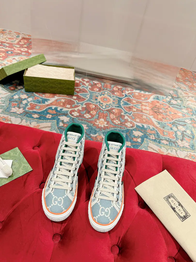 🅿️ 👑New upgradeArrival Gucc* tennis 1977 Classic series of canvas shoes.… Fire-shocking recommendation., G+1977×Disney - It's a joint line.…… Double-leaf-painted melt-in elements The regenerate is so strong. The classics and the love are perfect memories.！ The originals are custom-made for every color fabric., The big one is looking for something.！Market-level top version⚠ ✔️Fabulous.: CustomGGE-memorning./5DPrint Mickey's fabric./Water is used as canvas. ✔️Uchi.: Customise towels to Buneri ✔️Otsumi!: Original OpenTPUDouble Base ✔️Codes: Female size35-40, Men39-44（Female41 Men45I'll make sure I don't change it.）