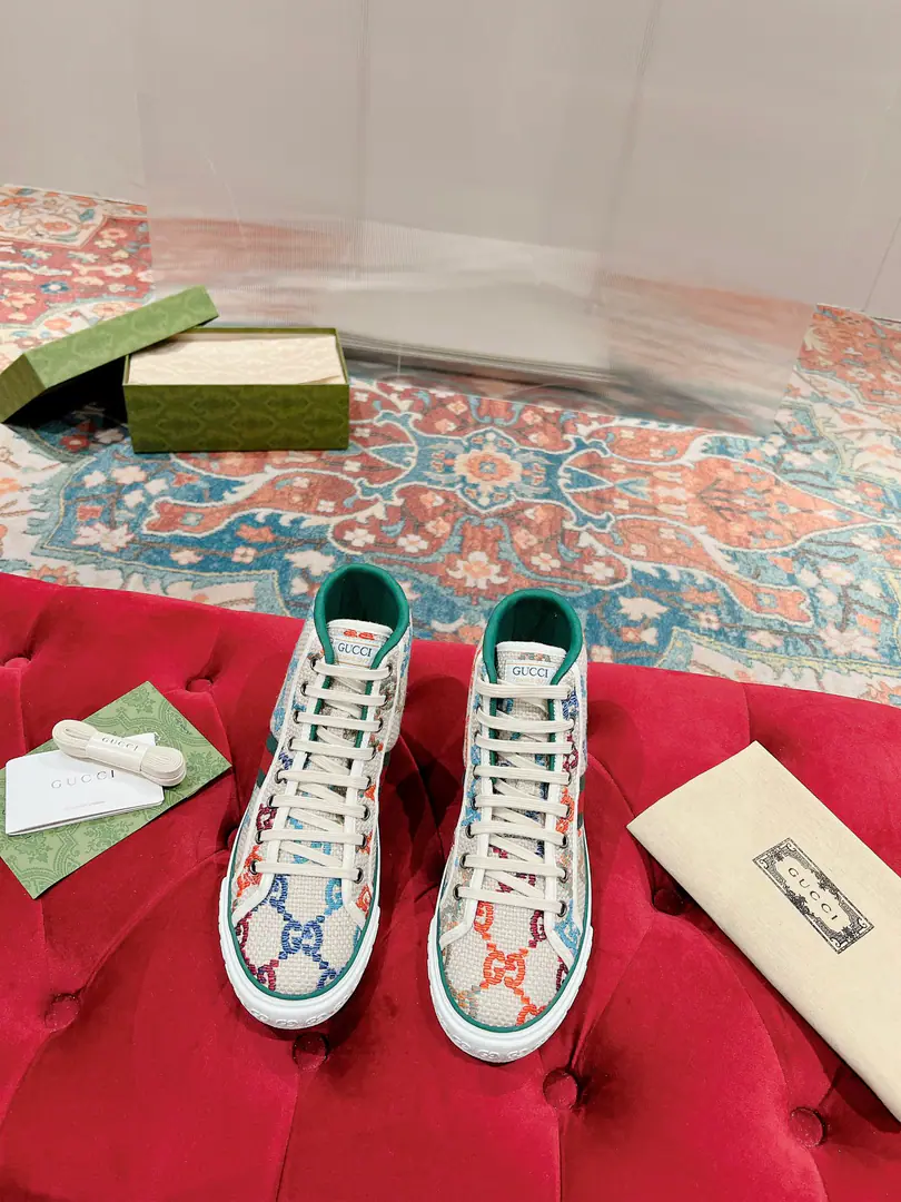 🅿️ 👑New upgradeArrival Gucc* tennis 1977 Classic series of canvas shoes.… Fire-shocking recommendation., G+1977×Disney - It's a joint line.…… Double-leaf-painted melt-in elements The regenerate is so strong. The classics and the love are perfect memories.！ The originals are custom-made for every color fabric., The big one is looking for something.！Market-level top version⚠ ✔️Fabulous.: CustomGGE-memorning./5DPrint Mickey's fabric./Water is used as canvas. ✔️Uchi.: Customise towels to Buneri ✔️Otsumi!: Original OpenTPUDouble Base ✔️Codes: Female size35-40, Men39-44（Female41 Men45I'll make sure I don't change it.）