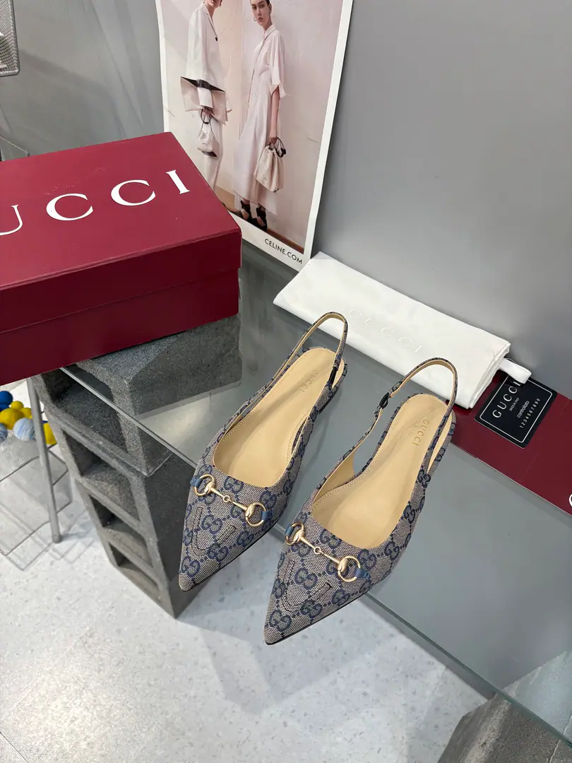 Plant prices Guch. Guccⅰ Classic girl shoes.:Original version 1-to-1 development, The shoes are carefully tuned., The fabric is original..Importing cow paints.The plate is a hardware dish.GGButton It's so delicate and impeccable.！ Lamb skin.: Inside and on foot. He's tall.:Flat Codes, 35-42（40.41 42Make a reservation.） Italy is a big-ass country., Original Packaging ！
