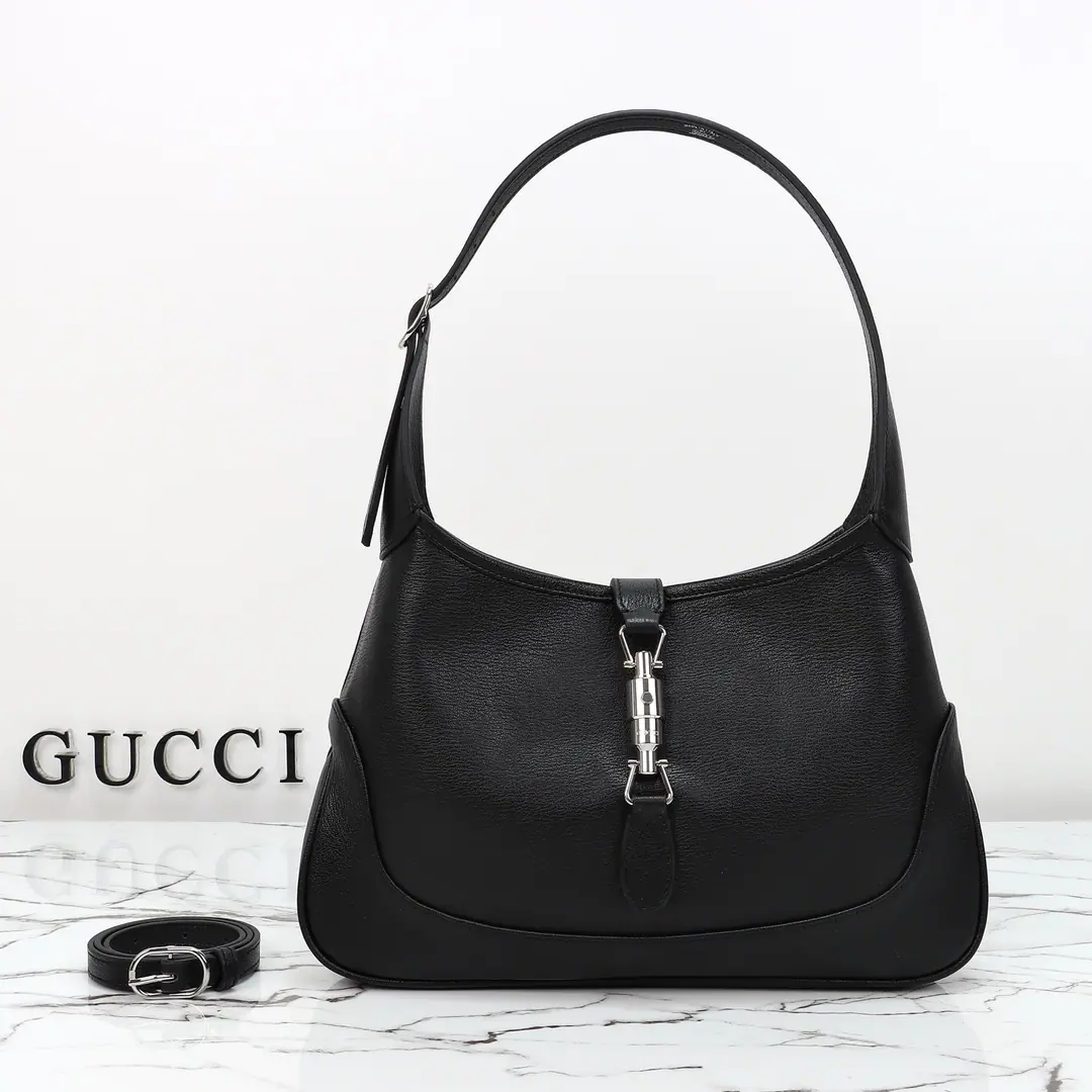 🌟🌟GUCCICounter Quality, Original factory skin, Paragraph863136Kleppie./In the sheep's skin.🎈🎈🎈Dimensions: Kuan31.5xHigh21xSide Wide5cm. 🎉🎉🎉Out-of-pocket shipment！
