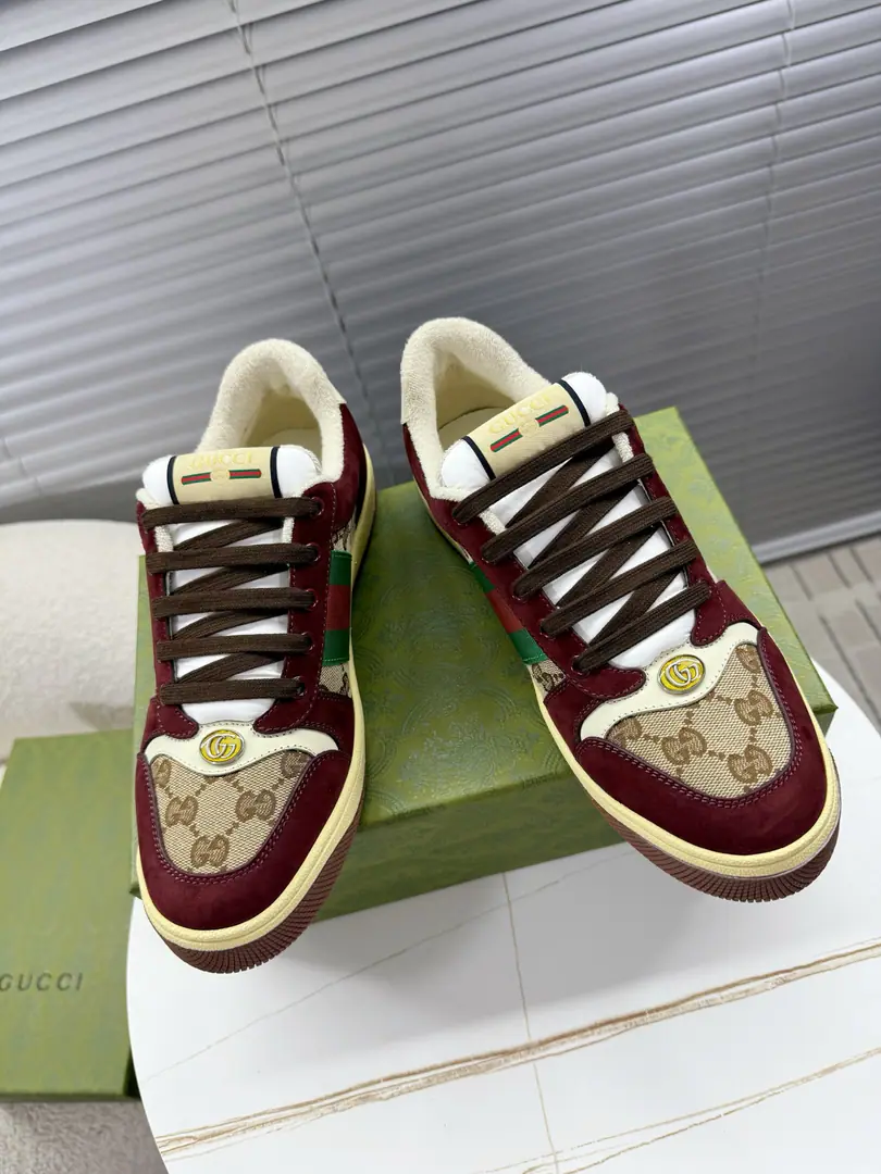 Gucci~~The latest colored little dirty shoe.. Sports shoes. Leisure shoes.~~ ZPDevelop plain version. Metal binaryGCrystal cylinder. Classic doubles.GThe old bouquets match.~~ Original syrup of the pastry of the cattle., The old flower cloth is burning the drill., It's the original cow skin., The foot-stamping emulsion., OriginalTPUOtsumi!(Lower width, Upper Narrow) 39—45Positive