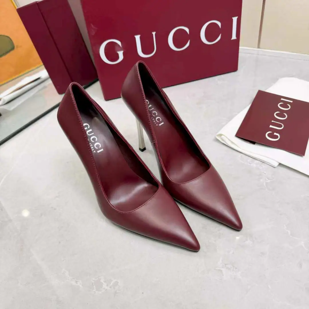 Gucci/Gustz! 26The latest electric-plated heels. Fabulous.: Bullskins./ Brush Uchi. Foot.: Lamb skin. Otsumi!: That's a big one. He's tall.: 5.5cm/8.5cm/11cm Codes: 35-42（41 42No Refund for Speculation）