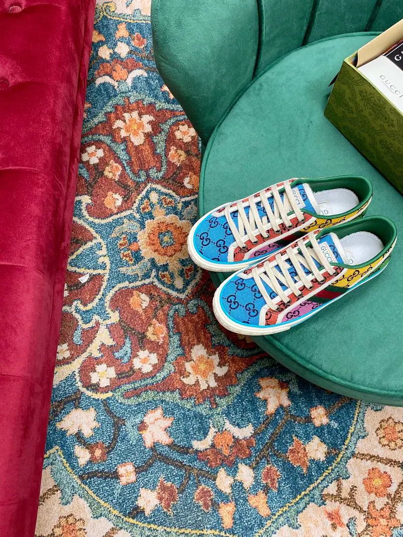 👑 NEW.✔︎ⒽⒽ ➫ 【G*ucci】Disney x G*ucci TennisCooperation series 1977The series of low-end combo shoes is new.🔥 __________________________ 🔺. Top Quality【G*ucci】G*ucci tennis 1977 Classic series of canvas shoes.……2022Fire-shocking recommendation., G+1977×Disney - It's a joint line.……GGThe canvas is a melting element. The regenerate is so strong. The classics and the love are perfect memories.！A retro-temporal fashion.2022MostinIt's a couple of days.insI really got the treasure., Every one of them., Different Fashion Elements, Every pair of them makes a new sense.. 2022Synchronise new color for cabinet, Original development custom, Every color fabric is custom-made., The big one is looking for something.！Every pair of shoes is to be used with an ID net.NFCChip, Market-level top version⚠Fabulous.: CustomGGE-memorning./5DPrint Mickey's fabric./The water is washed for the old canvas.: Customise towels to Buneri（The mats are fine. You can't open them.）Otsumi!: Original to open the big model 🎁Mickey's a match.DisneyBox, Other Colour Green Boxes…… （Shoe belt.: Same as the cabinet, with the rice and white shoelaces.） *.♡②⓪②②………………… ꫛꫀꪝ Go➫ Materials ①⸂⸂⸜👊⸝⸃⸃ Shoe.: Original SpecificGGThe canvas.+3DCartommy.+Art of embroidery+Sponge canvas. ②⸂⸂⸜👊⸝⸃⸃ Uchi.: Air towel cloth. Foot.: Air towel cloth. ③⸂⸂⸜👊⸝⸃⸃Shoes under the sole.: Original version to open ④⸂⸂⸜👊⸝⸃⸃Original packaging for cabinet. …………………………… ◼️ Size: Female size35-40（41No, no, no, no, no.） Men39-44（45No, no, no, no, no.）