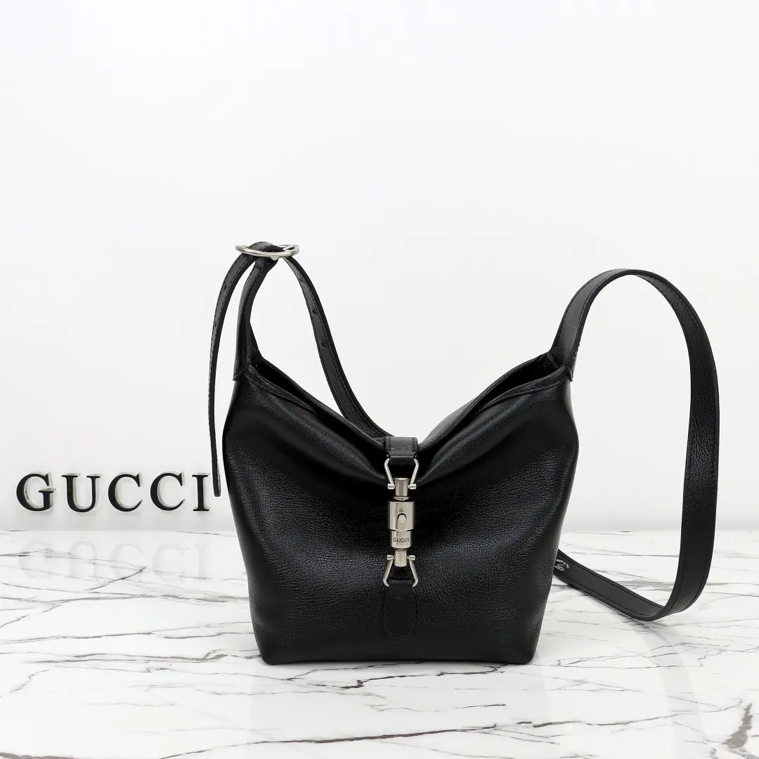 🌟🌟GUCCICounter Quality, Original factory skin, ParagraphA LFKleppie.🎈🎈🎈Dimensions: Kuan26xHigh20xSide Wide10cm. 🎉🎉🎉Out-of-pocket shipment！