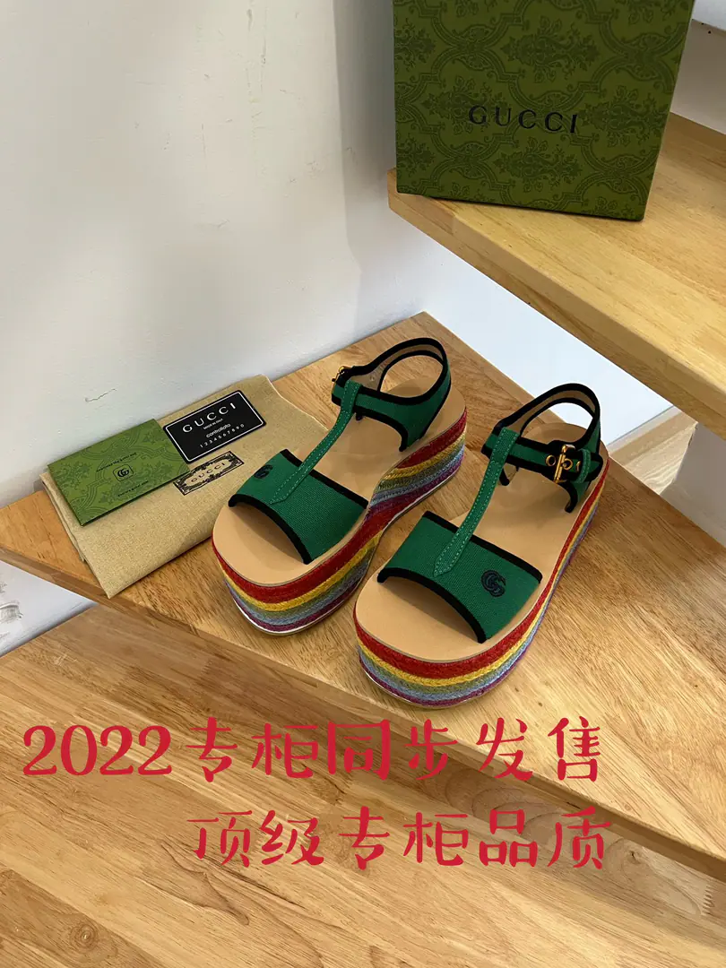 ⚡️⚡️22ssSpring and summer.Gucci🗽🗽The Goochweed made rainbows.🌈- Loafers., It'll bring a little molar to your summer costume.. ·Shoe.: Leather., Texture ·Liner: Leather. ·Shoes under the sole.: Leather inside., Rubber soles ·Show your toes. ·Production in Spain ·Normal size. ·A little bit. ·International Standard Scalories ·Waterproofing stations7cm ·Codes: 35-41