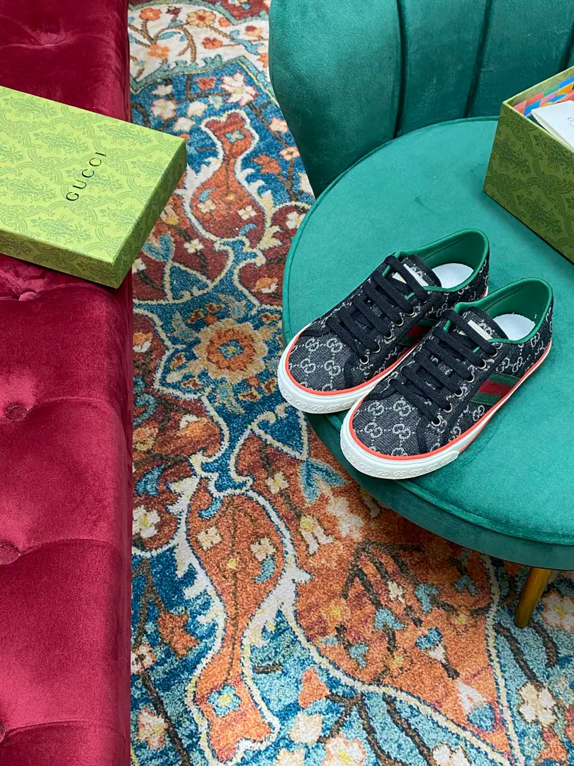 👑 NEW.✔︎ⒽⒽ ➫ 【G*ucci】Disney x G*ucci TennisCooperation series 1977The series of low-end combo shoes is new.🔥 __________________________ 🔺. Top Quality【G*ucci】G*ucci tennis 1977 Classic series of canvas shoes.……2022Fire-shocking recommendation., G+1977×Disney - It's a joint line.……GGThe canvas is a melting element. The regenerate is so strong. The classics and the love are perfect memories.！A retro-temporal fashion.2022MostinIt's a couple of days.insI really got the treasure., Every one of them., Different Fashion Elements, Every pair of them makes a new sense.. 2022Synchronise new color for cabinet, Original development custom, Every color fabric is custom-made., The big one is looking for something.！Every pair of shoes is to be used with an ID net.NFCChip, Market-level top version⚠Fabulous.: CustomGGE-memorning./5DPrint Mickey's fabric./The water is washed for the old canvas.: Customise towels to Buneri（The mats are fine. You can't open them.）Otsumi!: Original to open the big model 🎁Mickey's a match.DisneyBox, Other Colour Green Boxes…… （Shoe belt.: Same as the cabinet, with the rice and white shoelaces.） *.♡②⓪②②………………… ꫛꫀꪝ Go➫ Materials ①⸂⸂⸜👊⸝⸃⸃ Shoe.: Original SpecificGGThe canvas.+3DCartommy.+Art of embroidery+Sponge canvas. ②⸂⸂⸜👊⸝⸃⸃ Uchi.: Air towel cloth. Foot.: Air towel cloth. ③⸂⸂⸜👊⸝⸃⸃Shoes under the sole.: Original version to open ④⸂⸂⸜👊⸝⸃⸃Original packaging for cabinet. …………………………… ◼️ Size: Female size35-40（41No, no, no, no, no.） Men39-44（45No, no, no, no, no.） Female Men