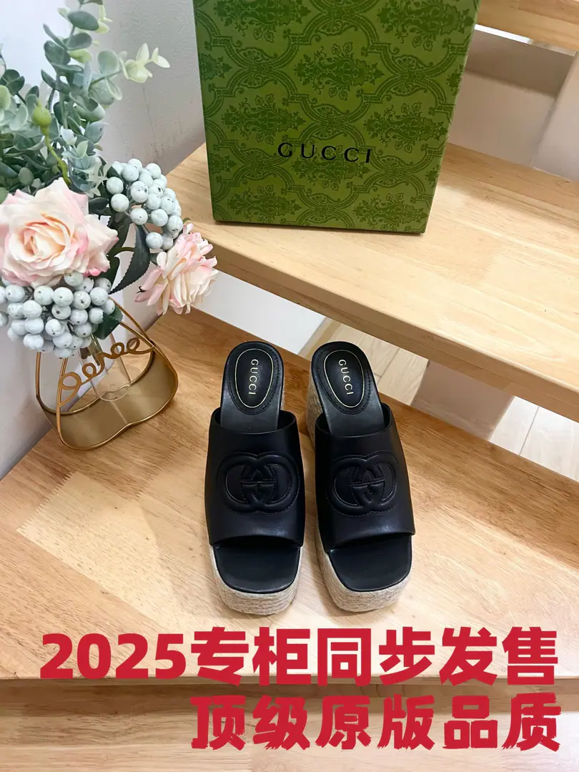⚡️⚡️25ss- Morning.Gucci🗽🗽Gouchegrasser's shoes are thick and sandals can bring a molar to your summer costume.. •Shoe.: Lamb skin. •Liner: Leather. •Shoes under the sole.: Rubber soles •- Toes round your head. •Production in Spain •Normal size. •A little bit. •International Standard Scalories •Waterproofing stations10cm •Codes: 36-41