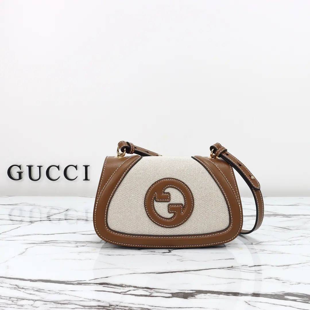 🌟🌟GUCCICounter Quality, Original factory skin, Paragraph815700The canvas brown skin.🎈🎈🎈Dimensions: Kuan21.5xHigh11xSide Wide8cm. 🎉🎉🎉Out-of-pocket shipment！