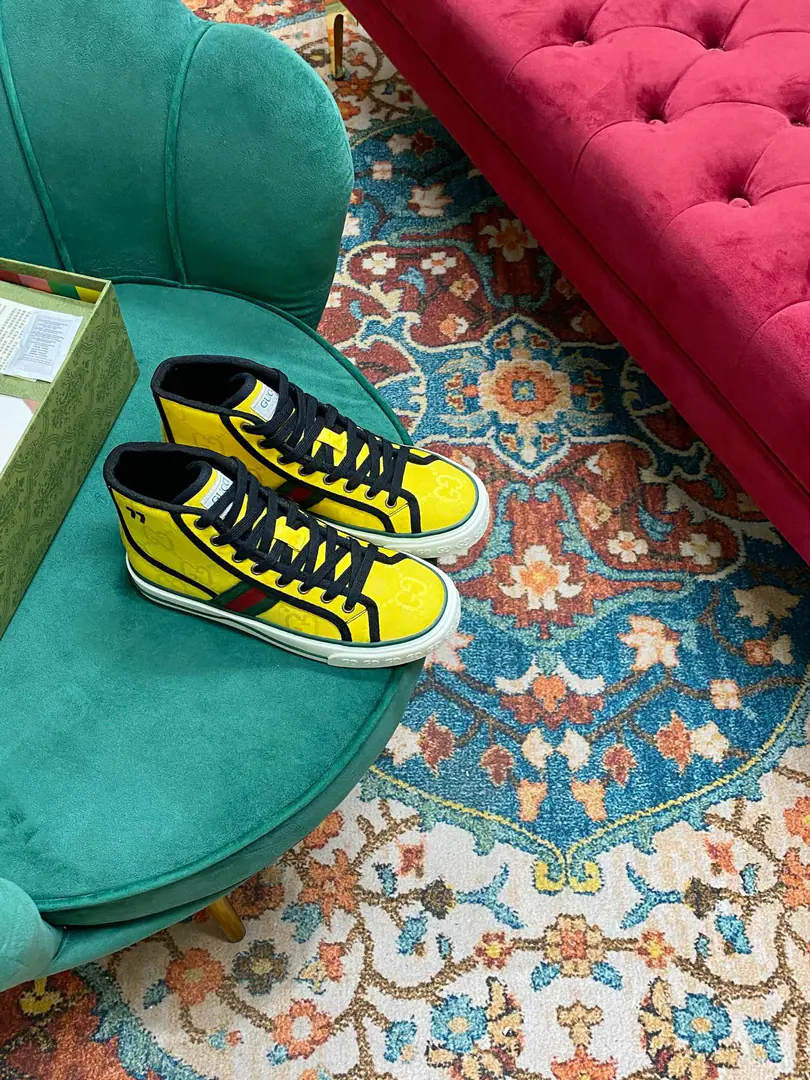 👑 NEW.✔︎ⒽⒽ ➫ 【G*ucci】Disney x G*ucci TennisCooperation series 1977The high-end canvassing shoes are new to the couple.🔥 __________________________ 🔺. Top Quality【G*ucci】G*ucci tennis 1977 Classic series of canvas shoes.……2022Fire-shocking recommendation., G+1977×Disney - It's a joint line.……GGThe canvas is a melting element. The regenerate is so strong. The classics and the love are perfect memories.！A retro-temporal fashion.2022MostinIt's a couple of days.insI really got the treasure., Every one of them., Different Fashion Elements, Every pair of them makes a new sense.. 2022Synchronise new color for cabinet, Original development custom, Every color fabric is custom-made., The big one is looking for something.！Every pair of shoes is to be used with an ID net.NFCChip, Market-level top version⚠Fabulous.: CustomGGE-memorning./5DPrint Mickey's fabric./The water is washed for the old canvas.: Customise towels to Buneri（The mats are fine. You can't open them.）Otsumi!: Original to open the big model 🎁Mickey's a match.DisneyBox, Other Colour Green Boxes…… （Shoe belt.: Same as the cabinet, with the rice and white shoelaces.） *.♡②⓪②②………………… ꫛꫀꪝ Go➫ Materials ①⸂⸂⸜👊⸝⸃⸃ Shoe.: Original SpecificGGThe canvas.+3DCartommy.+Art of embroidery+Sponge canvas. ②⸂⸂⸜👊⸝⸃⸃ Uchi.: Air towel cloth. Foot.: Air towel cloth. ③⸂⸂⸜👊⸝⸃⸃Shoes under the sole.: Original version to open ④⸂⸂⸜👊⸝⸃⸃Original packaging for cabinet. …………………………… ◼️ Size: Female size35-40（41No, no, no, no, no.） Men39-44（45No, no, no, no, no.）