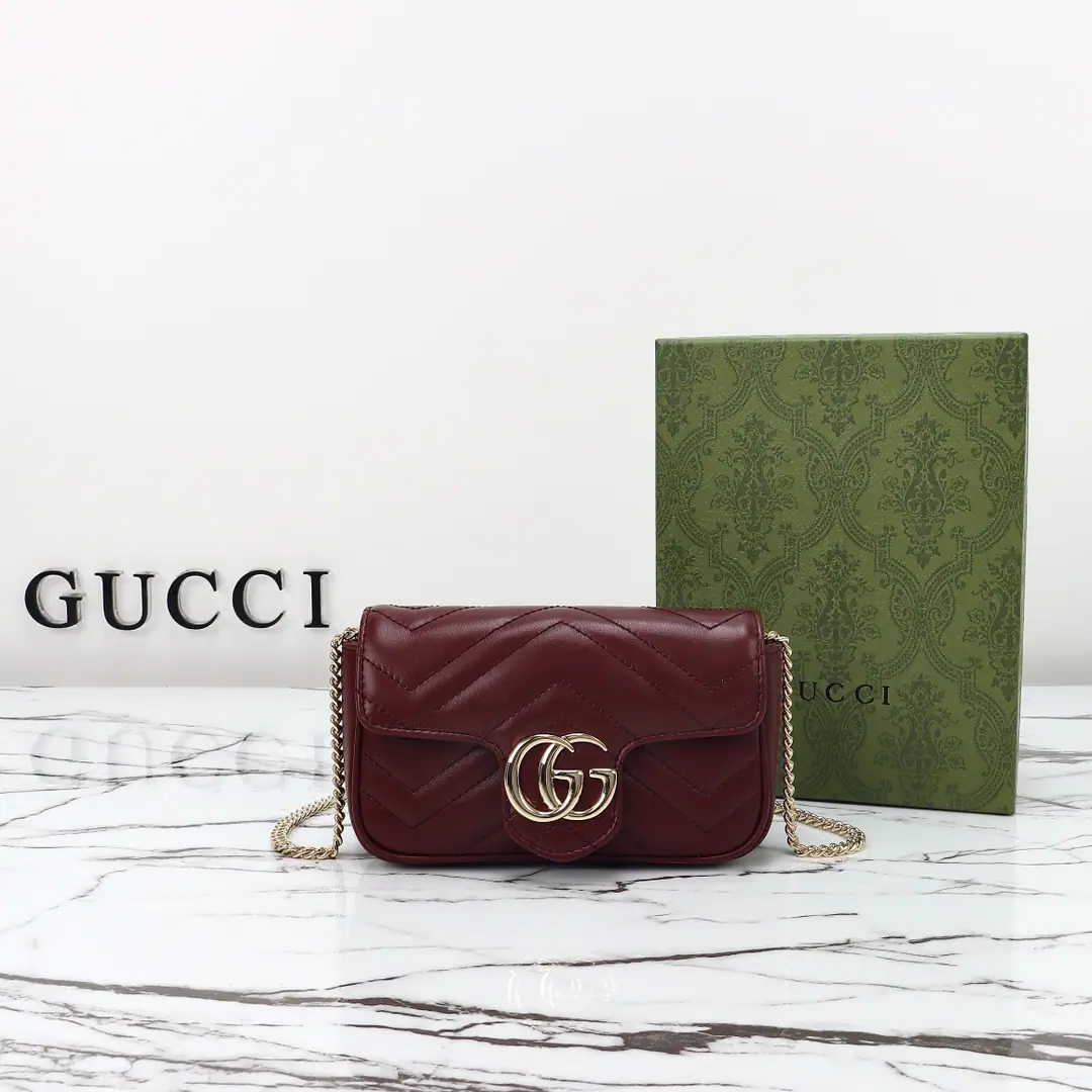 🌟🌟“In the sheep's skin.”GUCCICounter Quality, Original factory skin, Paragraph476433Angela Red.🎈🎈🎈Dimensions: Kuan16.5xHigh10xSide Wide4.5cm. 🎉🎉🎉Out-of-pocket shipment！