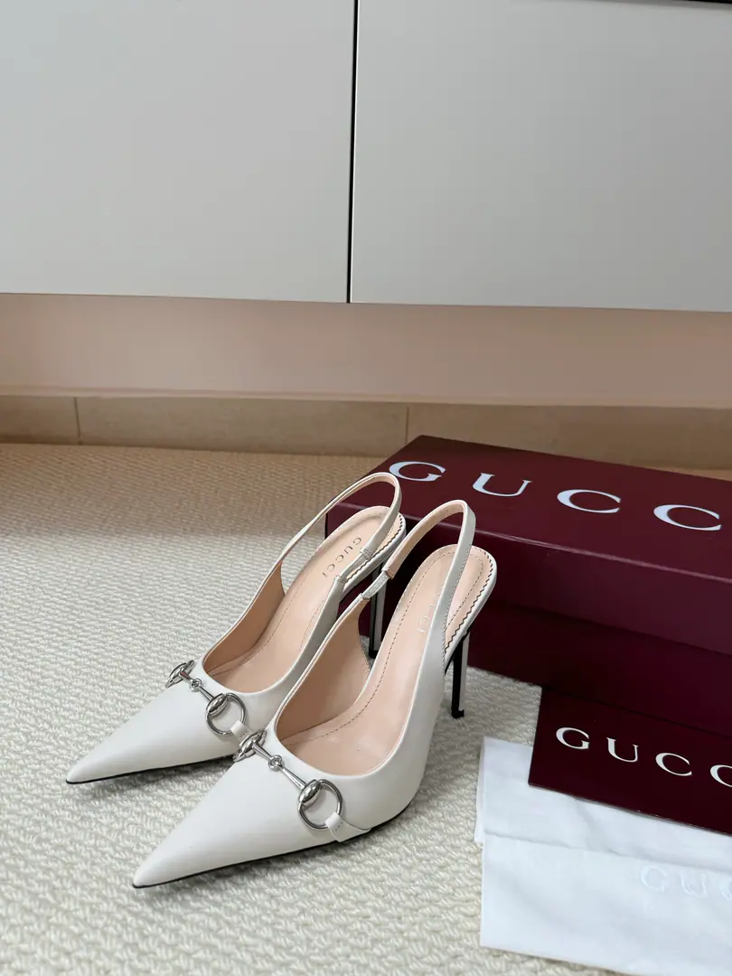 White sheep skin with a tanned shawl. It's classic. A hundred. GUCCI 10.5High heels. Lamb skin.logo Fashion brand.LOGOStock, The most highly recognized and knowledgeable contestants are afraid to push out the chain and the high ranks.GUCCIIt's not like I'm out of line. GucclParis Fashion Show. This series of new fashion charms continues to be super high and designed., The world's most famous fans like to be a fan of the world., The best sale is out of order, both within and outside the country., Top-level Candy Colour, Every color is a beautiful knowledge., Multicolor selection Shoes.:Lamb skin. Ree-Li-Li-Li-Li-Li-Li-Li-Li-Li-Li-Li-Li-Li-Li-Li-Li-Li-Li-Li-Li-Li-Li-Li-Li-Li-Li-Li-Li-Li-Li-Li-Li-Li-Li-Li-Li-Li-Li-Li-Li-Li-Li-Li-Li-L:Import of leather sheep Bottoms.:The original is really a big one. Codes:35 36 37 38 39 40 41 42 (40 41 42Sold) Packaging:GUCCIFull package