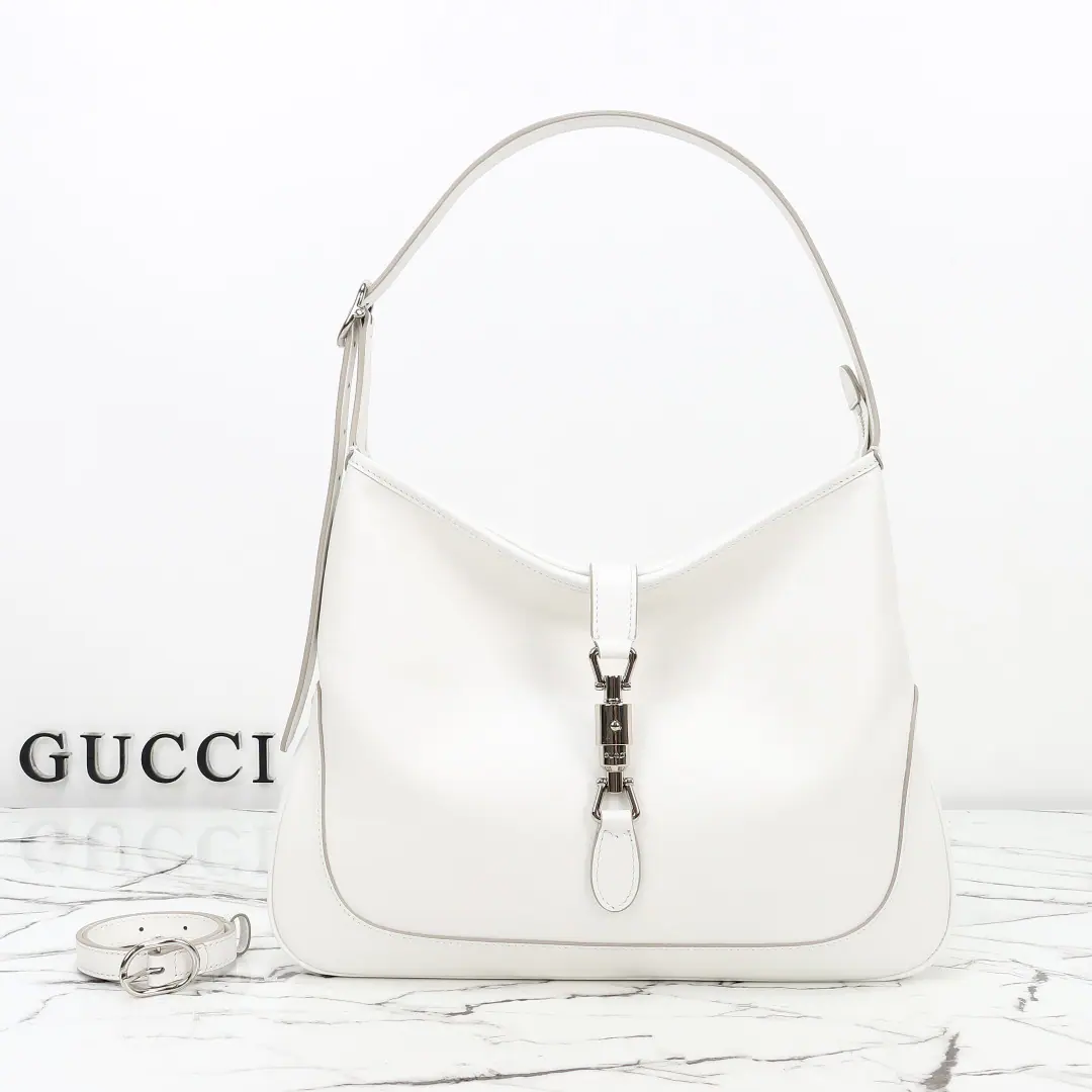 🌟🌟GUCCICounter Quality, Original factory skin, ParagraphA XNWhite skin./In the sheep's skin.🎈🎈🎈Dimensions: Kuan35.5xHigh28xSide Wide4.5cm. 🎉🎉🎉Out-of-pocket shipment！