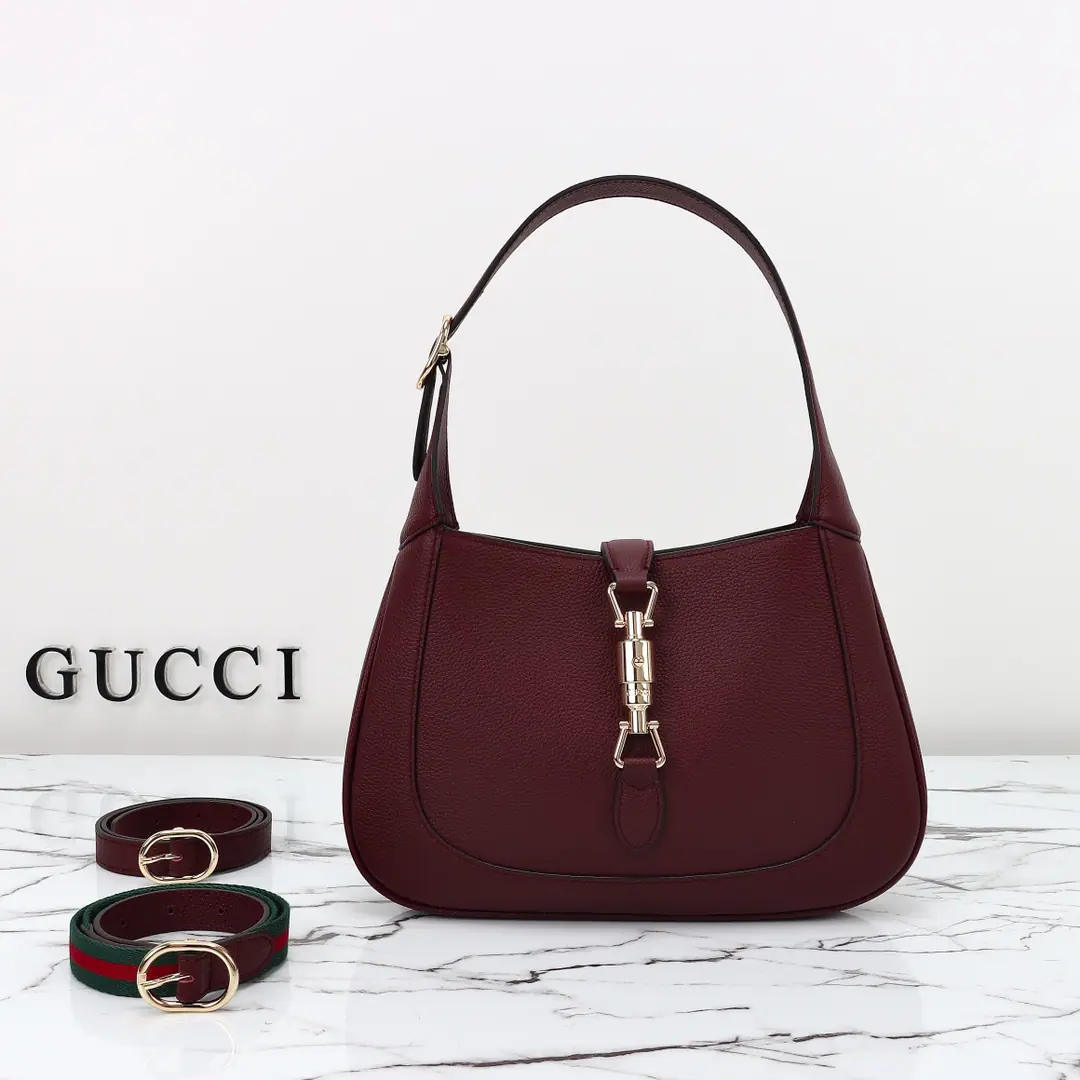 🌟🌟GUCCICounter Quality, Original factory skin, Paragraph810232The wine and wine and the twigs.🎈🎈🎈Dimensions: Kuan27.5xHigh19xSide Wide4cm. 🎉🎉🎉Out-of-pocket shipment！