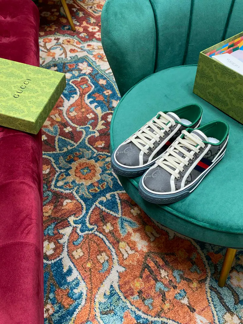 👑 NEW.✔︎ⒽⒽ ➫ 【G*ucci】Disney x G*ucci TennisCooperation series 1977The series of low-end combo shoes is new.🔥 __________________________ 🔺. Top Quality【G*ucci】G*ucci tennis 1977 Classic series of canvas shoes.……2022Fire-shocking recommendation., G+1977×Disney - It's a joint line.……GGThe canvas is a melting element. The regenerate is so strong. The classics and the love are perfect memories.！A retro-temporal fashion.2022MostinIt's a couple of days.insI really got the treasure., Every one of them., Different Fashion Elements, Every pair of them makes a new sense.. 2022Synchronise new color for cabinet, Original development custom, Every color fabric is custom-made., The big one is looking for something.！Every pair of shoes is to be used with an ID net.NFCChip, Market-level top version⚠Fabulous.: CustomGGE-memorning./5DPrint Mickey's fabric./The water is washed for the old canvas.: Customise towels to Buneri（The mats are fine. You can't open them.）Otsumi!: Original to open the big model 🎁Mickey's a match.DisneyBox, Other Colour Green Boxes…… （Shoe belt.: Same as the cabinet, with the rice and white shoelaces.） *.♡②⓪②②………………… ꫛꫀꪝ Go➫ Materials ①⸂⸂⸜👊⸝⸃⸃ Shoe.: Original SpecificGGThe canvas.+3DCartommy.+Art of embroidery+Sponge canvas. ②⸂⸂⸜👊⸝⸃⸃ Uchi.: Air towel cloth. Foot.: Air towel cloth. ③⸂⸂⸜👊⸝⸃⸃Shoes under the sole.: Original version to open ④⸂⸂⸜👊⸝⸃⸃Original packaging for cabinet. …………………………… ◼️ Size: Female size35-40（41No, no, no, no, no.） Men39-44（45No, no, no, no, no.）