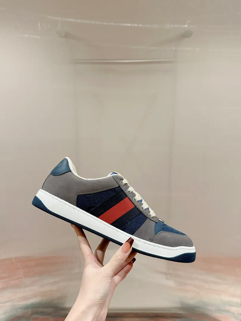 🅿️ Gucci————Requisition version GGThe series makes old dirty shoes.-The money comes in.！ Ten to nine, I'll pay. Current！Current！Current！New Colour Plus Push-Market terminal version！ Procuring original development….Fabulous. Material Otsumi! Details are random.！ The model Schwartz is one-by-one, and the drill is one-by-one......Metal cherry locket.……Metal binaryGCrystal cylinders……GucciOriginal custom-made narrowband…… Super Flash Series—Flash diamond chain..Cherry decorations can be removed, One to two, one to two, one., ♪ To promote your personality ♪ Skins of colored cattle..The handwork is very qualitative., Bring your own sense of excellence.！ I'll do the details., I'll take a line.. The original towel is more delicate and soft and more comfortable., Pocket Steel Double OriginalTPUOtsumi!(Lower width, Upper Narrow) Appendible packaging⭐️ Codes: Men39-44（Men45Custom）
