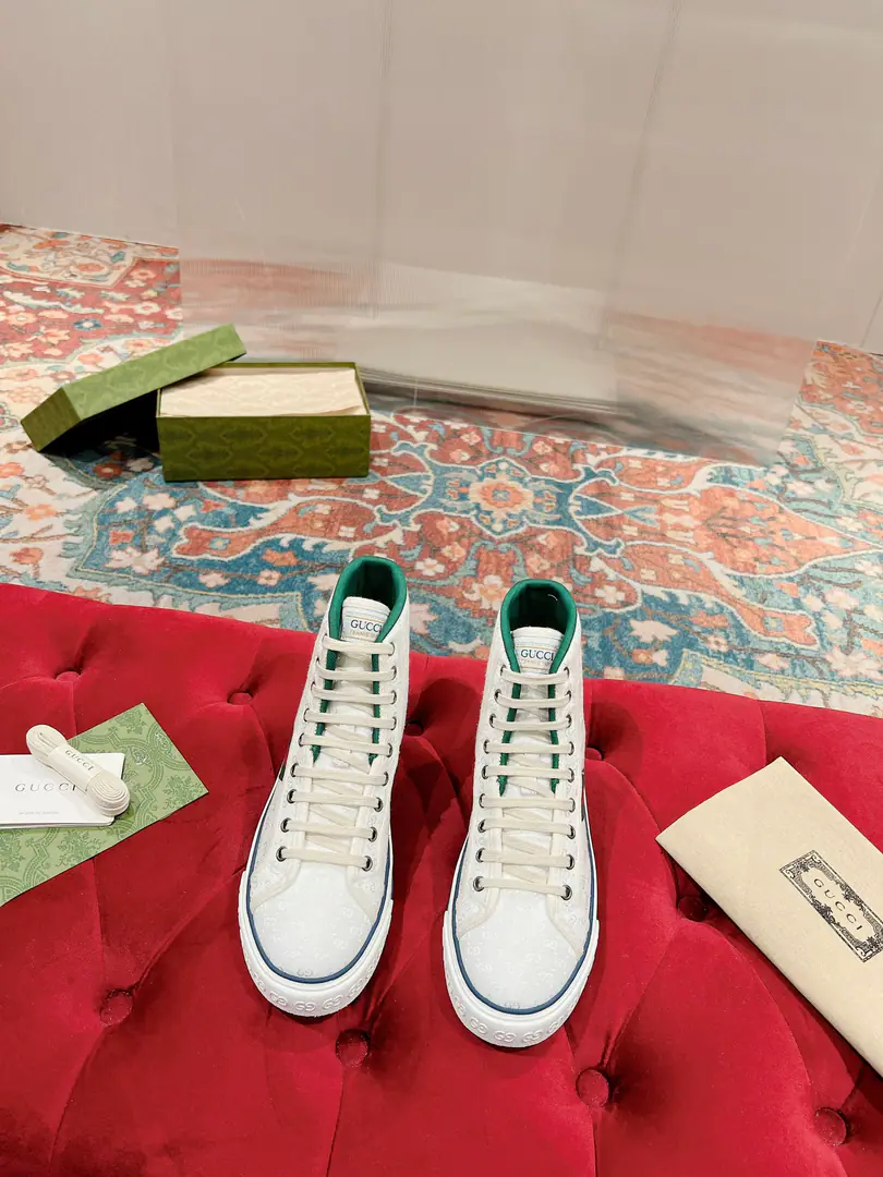🅿️ 👑New upgradeArrival Gucc* tennis 1977 Classic series of canvas shoes.… Fire-shocking recommendation., G+1977×Disney - It's a joint line.…… Double-leaf-painted melt-in elements The regenerate is so strong. The classics and the love are perfect memories.！ The originals are custom-made for every color fabric., The big one is looking for something.！Market-level top version⚠ ✔️Fabulous.: CustomGGE-memorning./5DPrint Mickey's fabric./Water is used as canvas. ✔️Uchi.: Customise towels to Buneri ✔️Otsumi!: Original OpenTPUDouble Base ✔️Codes: Female size35-40, Men39-44（Female41 Men45I'll make sure I don't change it.）