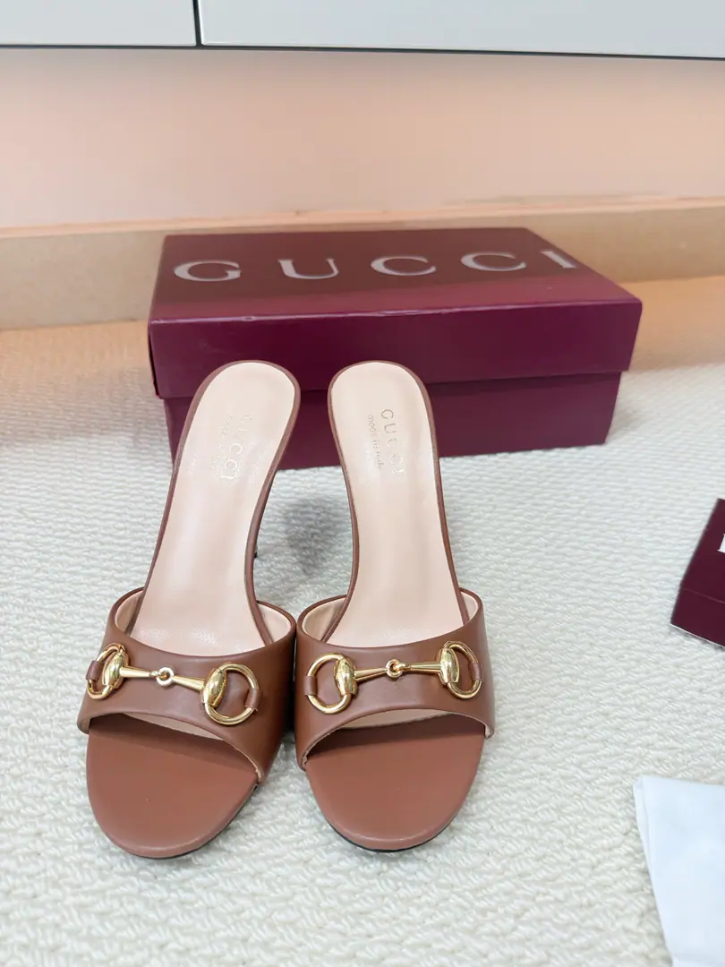 High-thirty round head. Diamonds and... The saddle button. Deep-throw slippers. That's a big one. Precious packaging GUCCI Brown.🤎The skin of the sheep. Shoe show. He's tall.10.5cm Fashion brand.LOGOStock, The most highly recognized and knowledgeable contestants are afraid to push out the chain and the high ranks.GUCCIIt's not like I'm out of line. GucclParis Fashion Show. This series of new fashion charms continues to be super high and designed., The world's most famous fans like to be a fan of the world., The best sale is out of order, both within and outside the country., Top-level Candy Colour, Every color is a beautiful knowledge., Colour Selection Shoes.:Old flower classic. Ree-Li-Li-Li-Li-Li-Li-Li-Li-Li-Li-Li-Li-Li-Li-Li-Li-Li-Li-Li-Li-Li-Li-Li-Li-Li-Li-Li-Li-Li-Li-Li-Li-Li-Li-Li-Li-Li-Li-Li-Li-Li-Li-Li-Li-L:Import of leather sheep Bottoms.:The original is really a big one. Codes:35 36 37 38 39 40 41 42 (40 41 42Sold) Packaging:GUCCIFull package