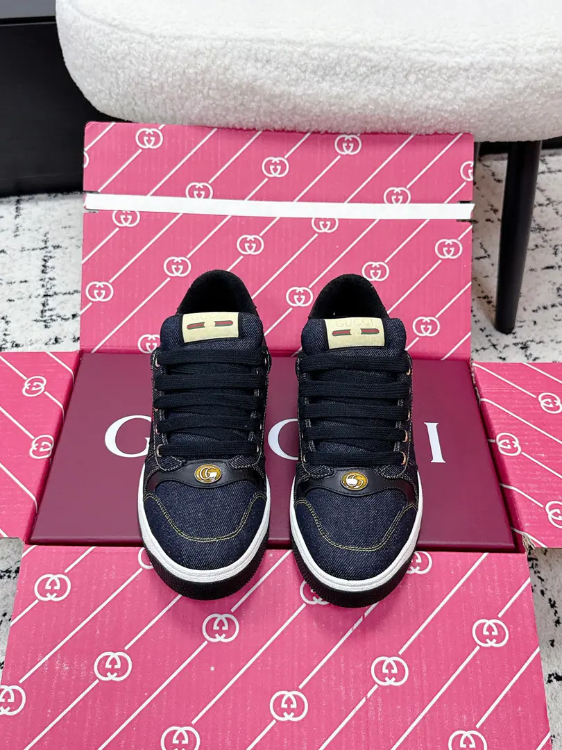 # Couple money. Gucc1 Gustz! 26/ Screener New paragraph The Classic Leisure Series of Dirt Shoes The classic series won't come out unless it's done well. The pressure-free version of the access counter is on display. Original1:1Delivery. Just for the best. No matter what the package is. Shoes. They're the best. ✔️Fabulous.: Original custom-made cow skin ✔️Uchi.: The original dyed the towel. ✔️Otsumi!: A sole mill.TpuOriginal Double-Back ✔️Size: 35-45（Women40Freeze! Men38 45No change.）
