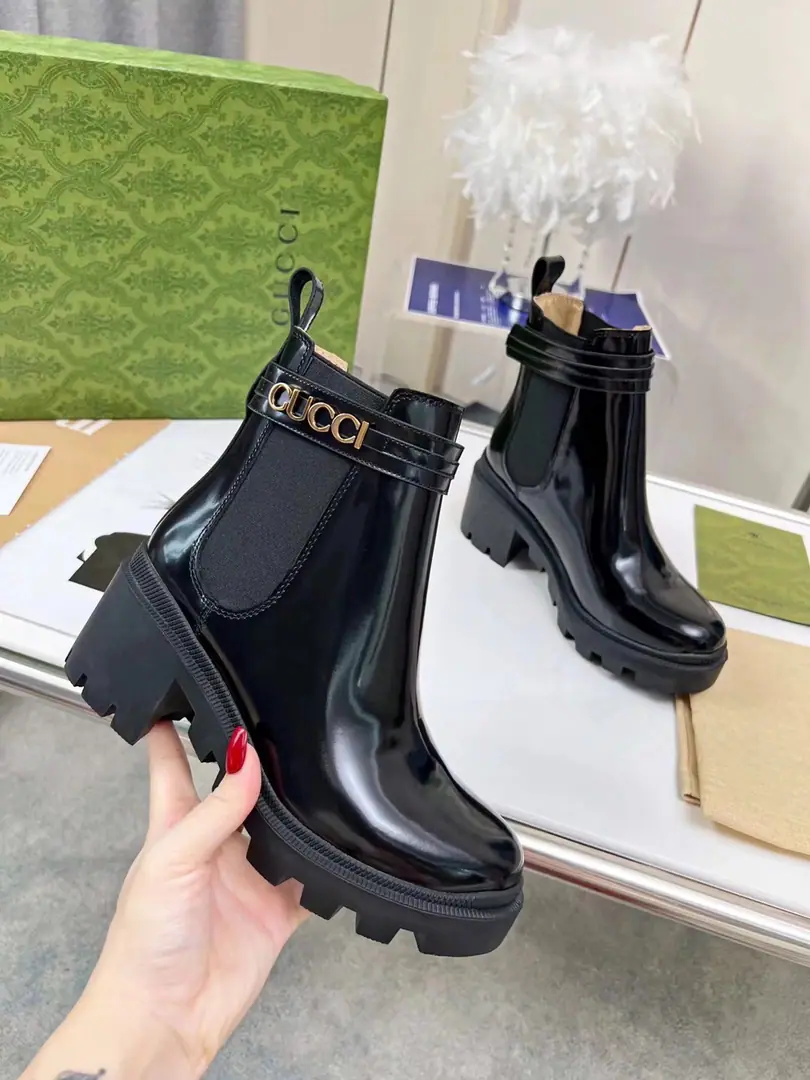 🌸 New Gucci.GUCCI Hot.6Inches of boots. Separate the bead and the cow skin. It's a great match with a tight-ass combo., Easy to wear., Can Disassemble LettersLOGO.The ancient English wind. Fabulous.: Importing a bouquet of hide. Uchi./ Foot.: Bullskins. Packaging: With tickets., Buffet Codes:35-42#
