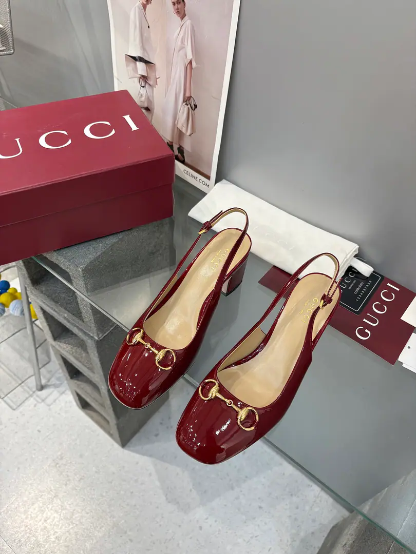 Plant prices Guch. Guccⅰ Classic girl shoes.:Original version 1-to-1 development, The shoes are carefully tuned., The fabric is original..Import of sheep skin.The plate is a hardware dish.GGButton It's so delicate and impeccable.！ Lamb skin.: Inside and on foot. He's tall.:6.5 Codes, 35-42（40.41 42Make a reservation.） Italy is a big-ass country., Original Packaging ！