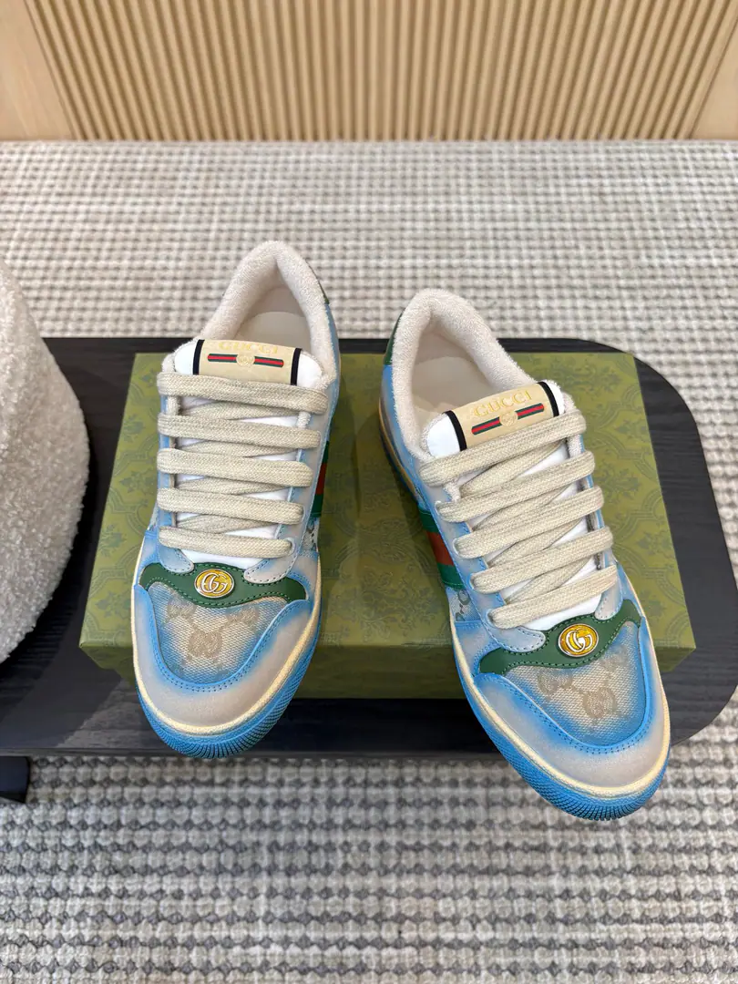 Gucci——The latest ever-grading sneakers.. Leisure shoes.. Little dirty shoes.~~ ZPDevelop plain version. Metal binaryGCrystal cylinder. 3DSprays are slowly turning colored and ancient.~~ Original syrup of the pastry of the cattle., 3DThe spray is the old process., The original air towels are inside., The foot-stamping emulsion., OriginalTPUOtsumi!(Lower width, Upper Narrow) 35—40Positive