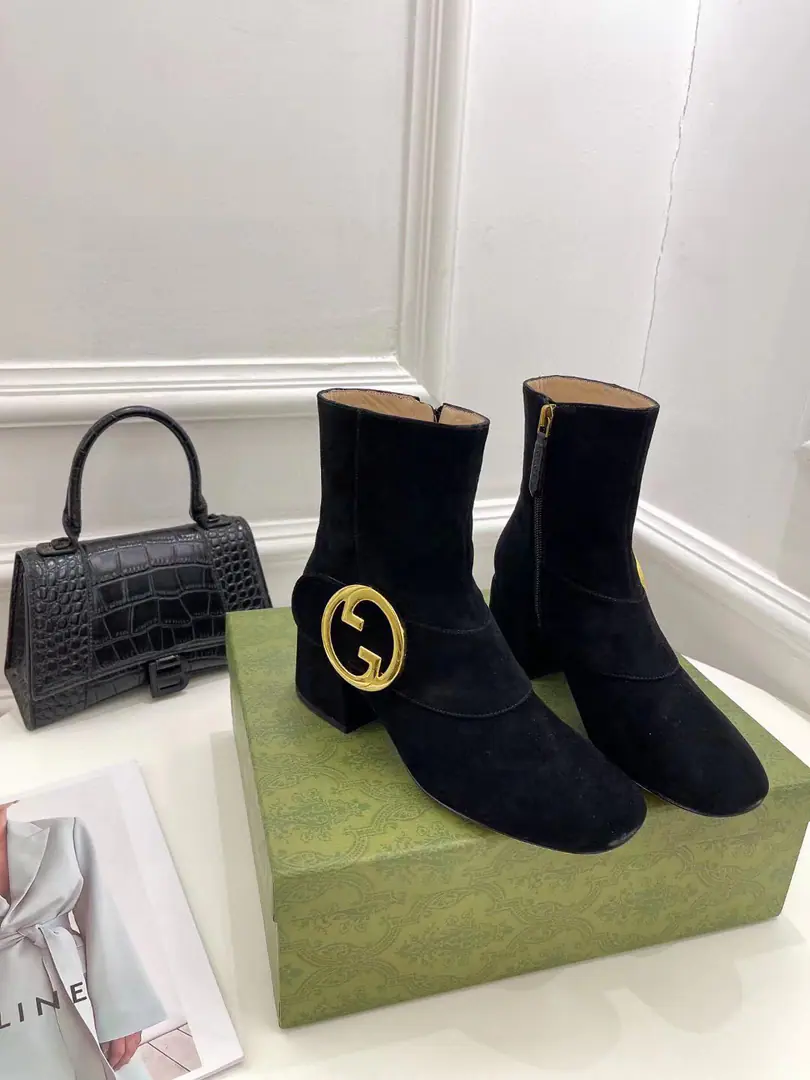 Plant prices GUCCI Guch. Fashion is a big deal. A smart way to use a square shoe.GGI'm waiting for the fashion style. Fabulous.:The sandy sheep. Uchi.: Foot. Import of sheep skin He's tall.: 5.5cm Italy is a big-ass country. Codes:35—41 Code Remarks: 40 41Do it.