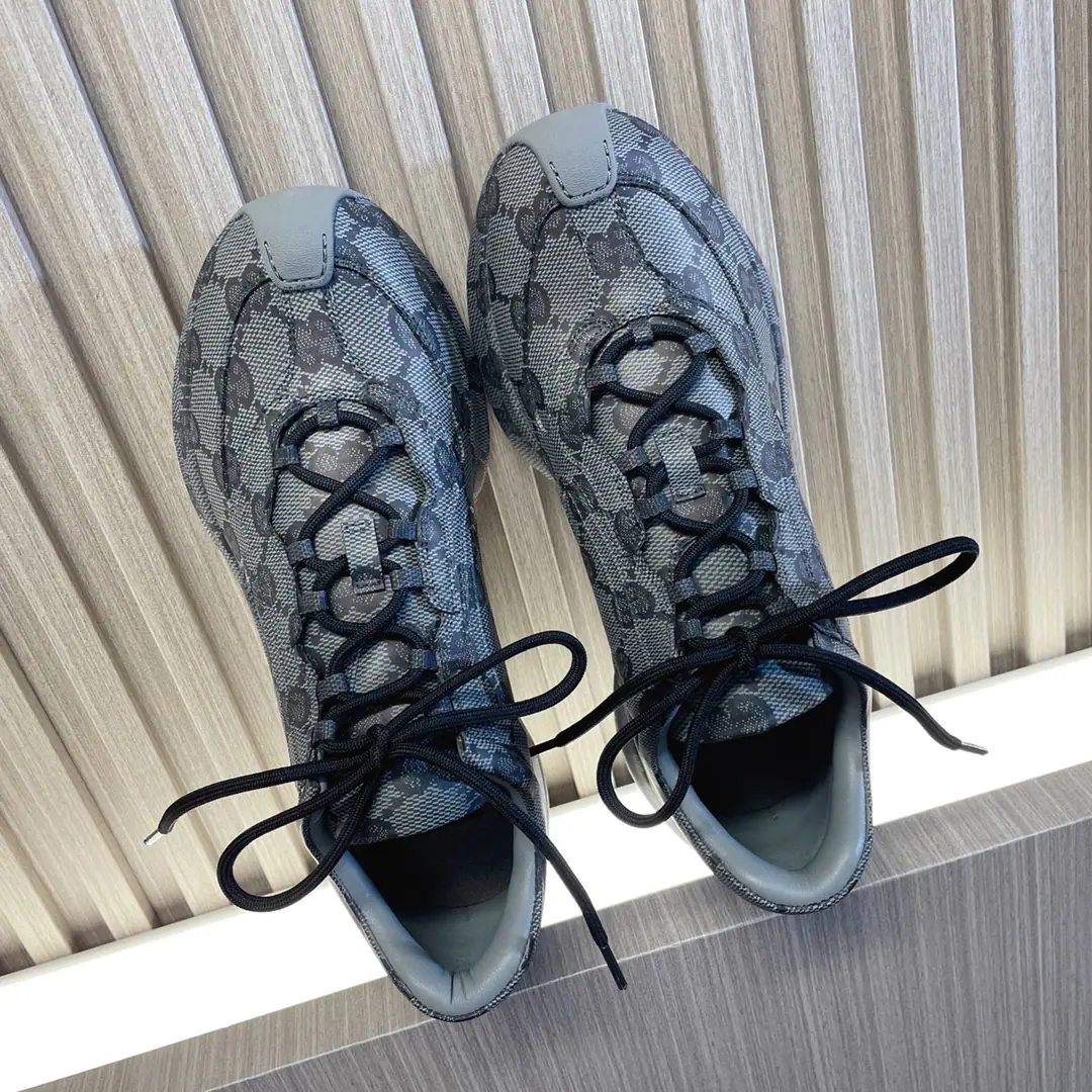 Gucci Run Water-tripping sports shoes #Water-printing processes are complicated and cumbersome., I can't take the emergency., This is a change of code, not a return., Everyone's rational consumption.# 2023The latest couple's sneakers.~~ It's a great sport., It's so lightly wrapped. It's so nice., It's a great pair of pants.Sporting…… Full-Skin Soft Skin Customise 39–44Positive(45No re-entry.) 🎁Air packaging with overseas purchase