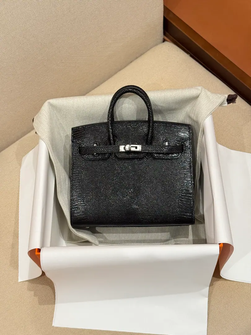 （1-9/22P）Hot.🔥Little Red Book. Birkin 20 The gold sew. BK20 Lizard skin. Black Silver button. It's a hot line. Sew-up lines The original plant imported lizards. The source is on the original. Processtops