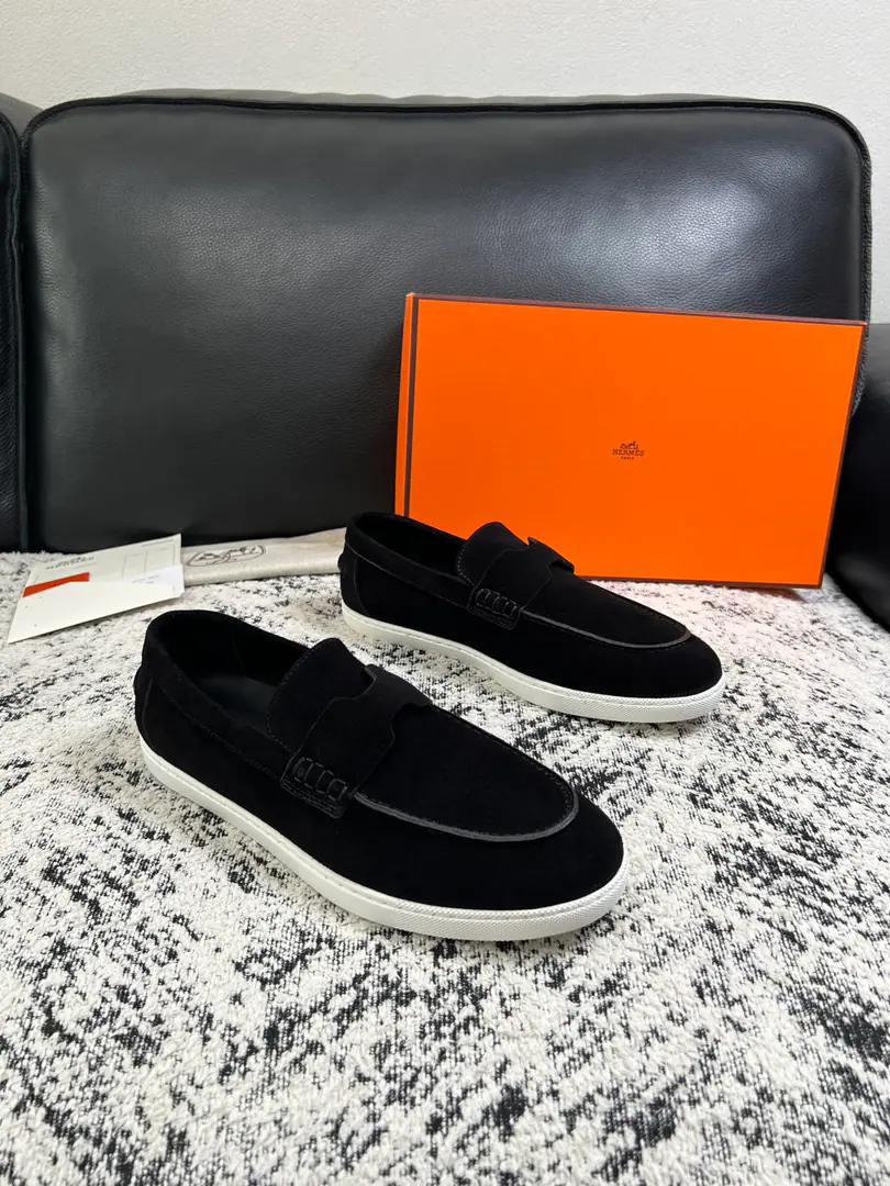 Hermes High Quality Top-level craft I'm in love with you, Max. The counter is being synchronized with the original distribution configuration., Italian imports of original cow-coloured flour, High-quality integration process, All imported water- dyeed cattle stubs., Shoes under the sole.: The original factory is super comfortable with the original base., The original factory and the single. Codes 39-44（ Make a reservation. 45 ）